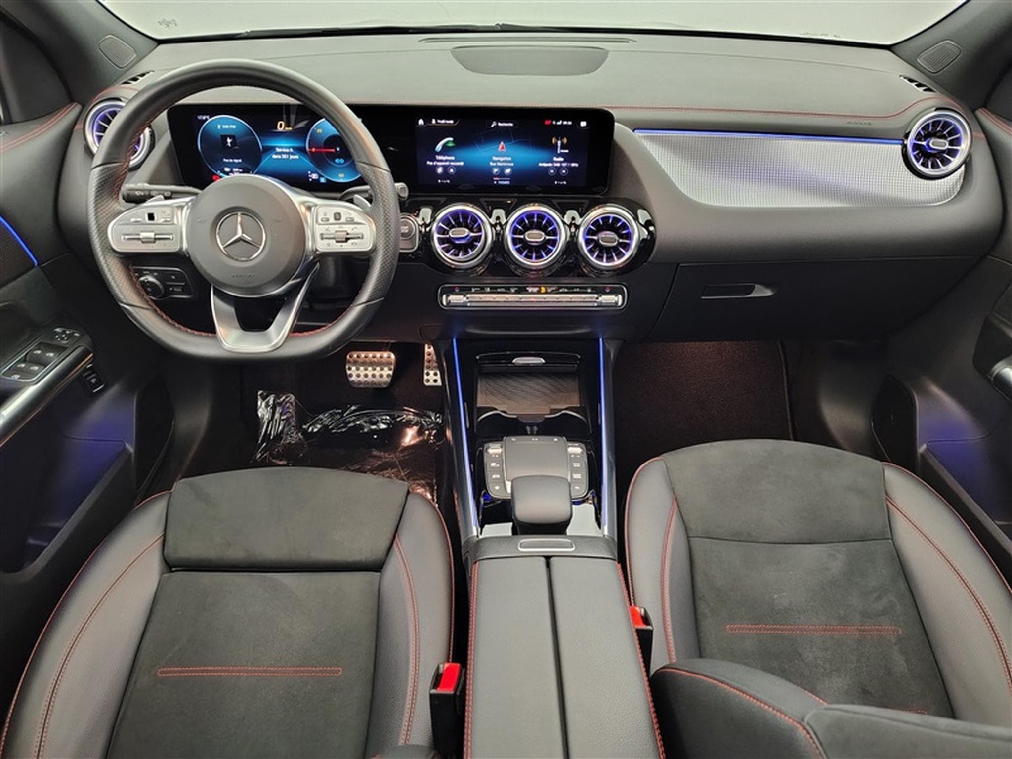 Mercedes EQA EQA 66.5 kWh 250 AMG NAVI / FULL LED / PANO / CAMERA 360° (2022) - Photo 8