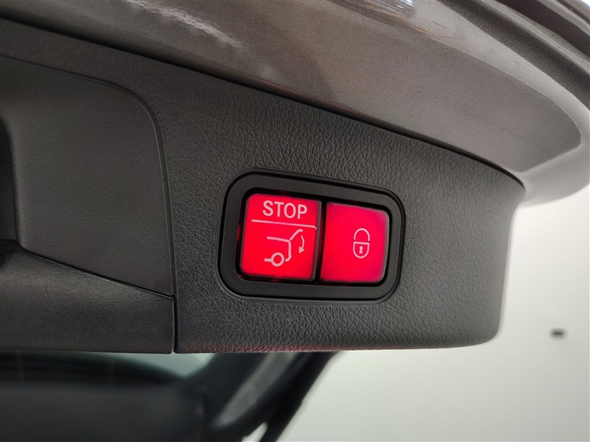Mercedes EQA EQA 66.5 kWh 250 AMG NAVI / FULL LED / PANO / CAMERA 360° (2022) - Photo 20