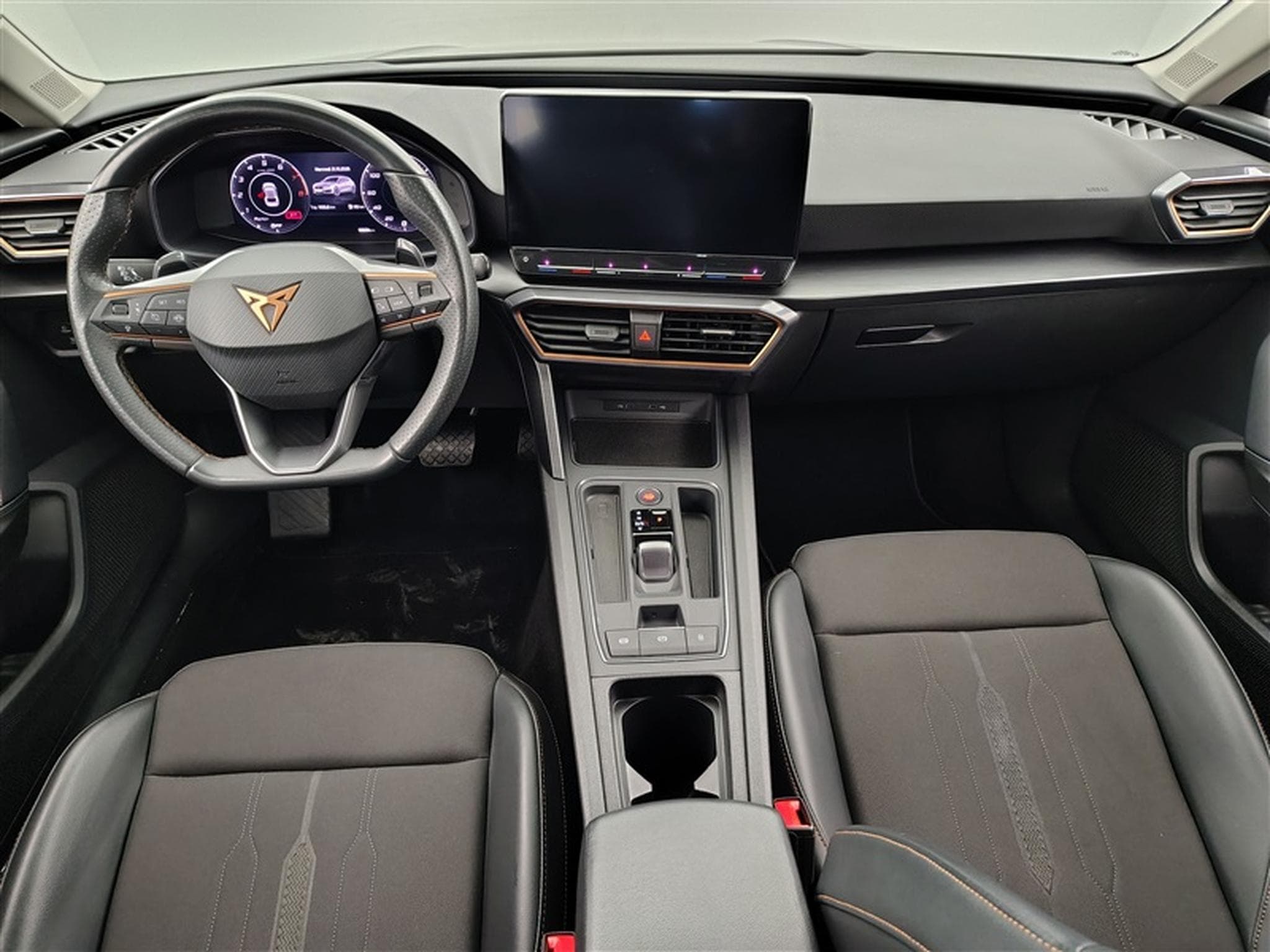 Cupra Leon 1.5 eTSI 150Cv DSG V S-CUIR / NAVI (2023) - Photo 8