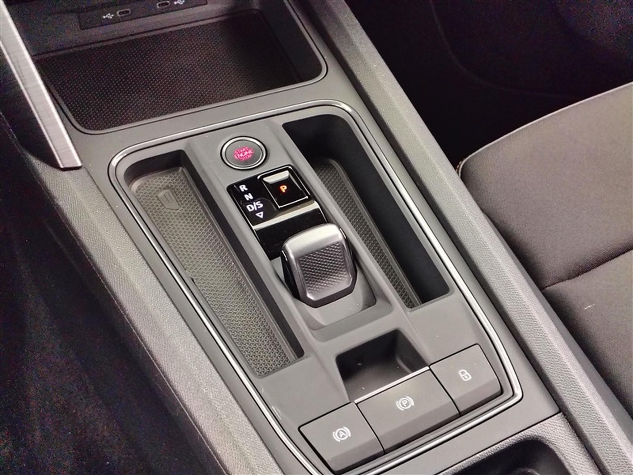 Cupra Leon 1.5 eTSI 150Cv DSG V S-CUIR / NAVI (2023) - Photo 12