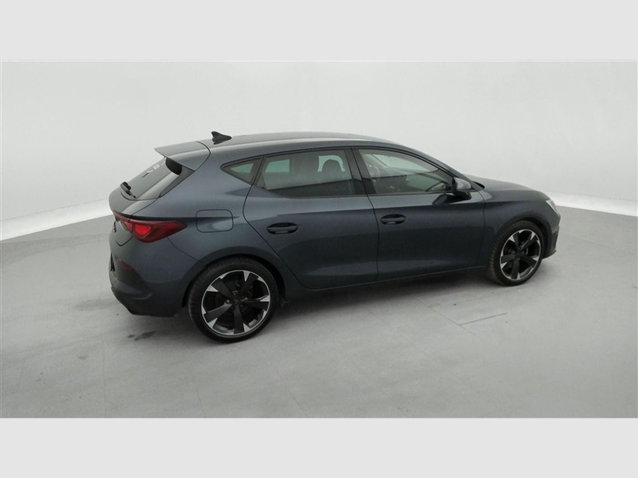 Cupra Leon 1.5 eTSI 150Cv DSG V S-CUIR / NAVI (2023) - Photo 25