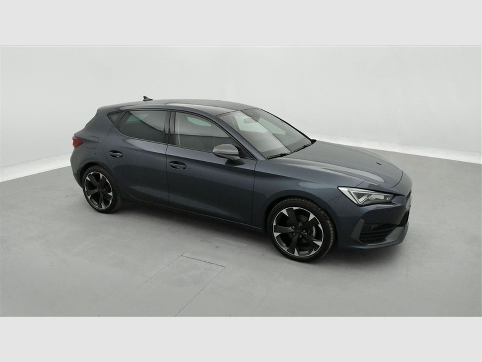 Cupra Leon 1.5 eTSI 150Cv DSG V S-CUIR / NAVI (2023) - Photo 23