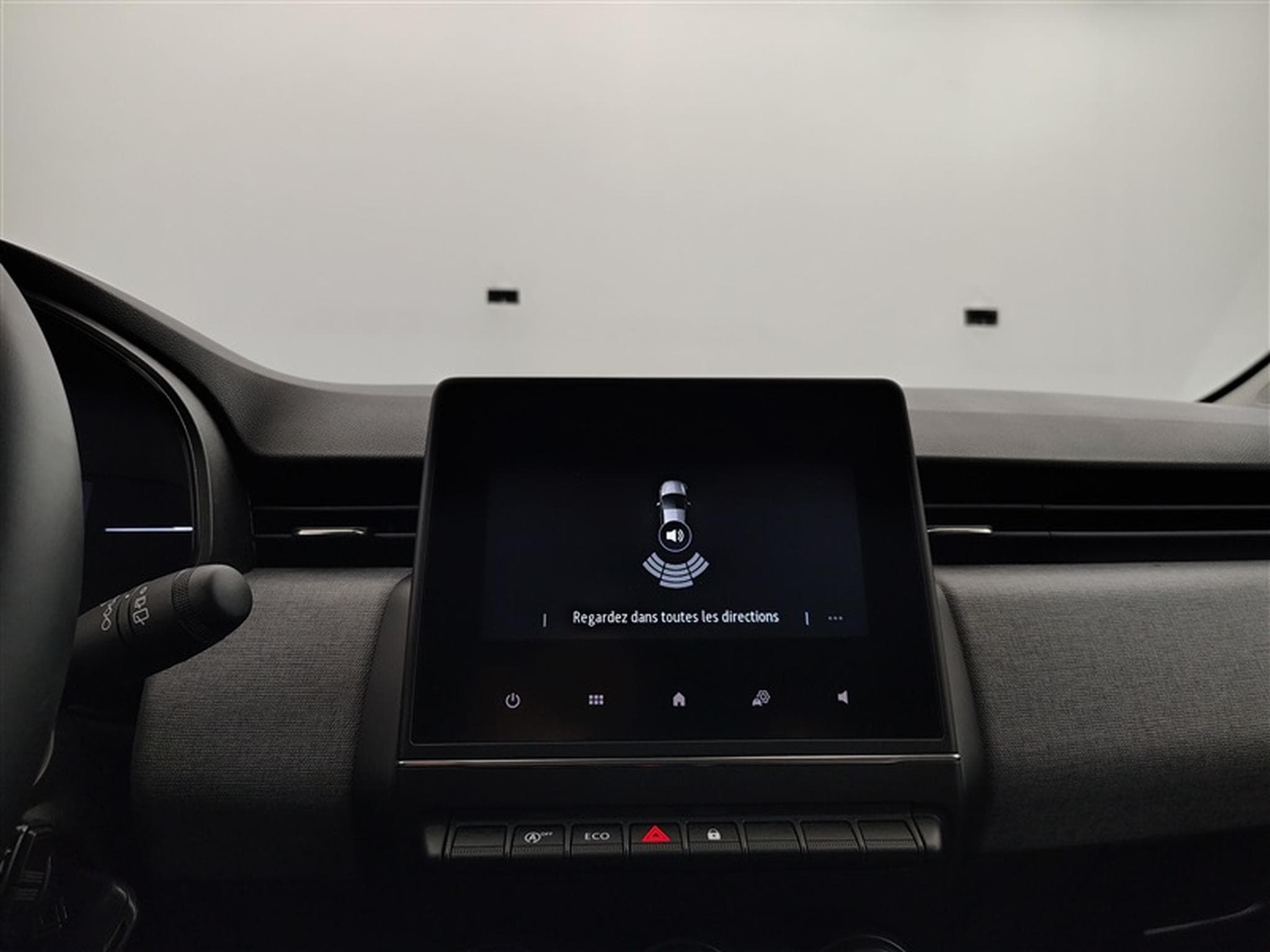 Renault Clio 1.0 TCe 90cv X-Tronic Evolution CARPLAY / FULL LED / PDC AR (2025) - Photo 17