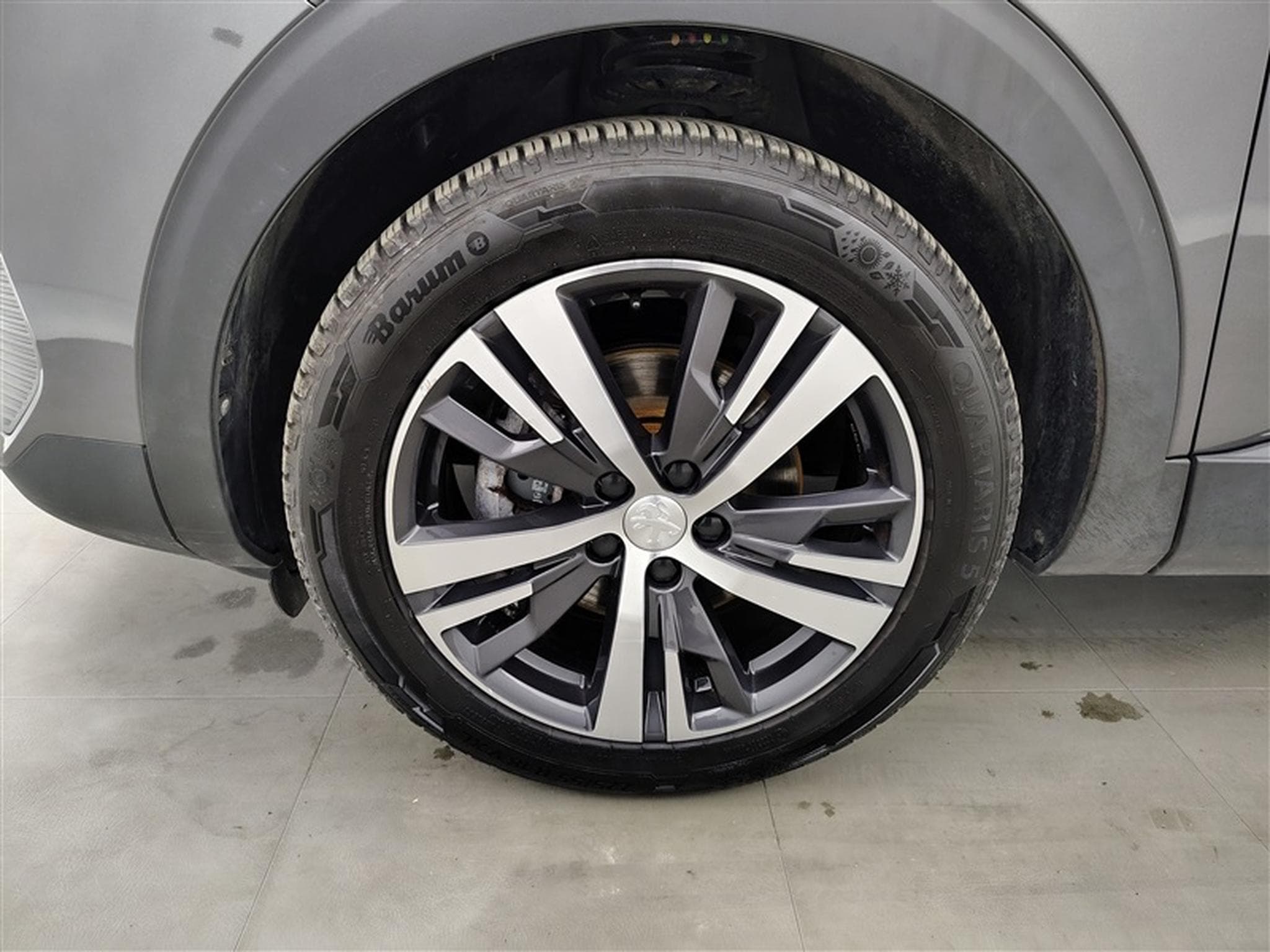Peugeot 5008 1.2 PureTech 130Cv Allure Pack 7PL/ S-CUIR / NAVI / FULL LED (2024) - Photo 6
