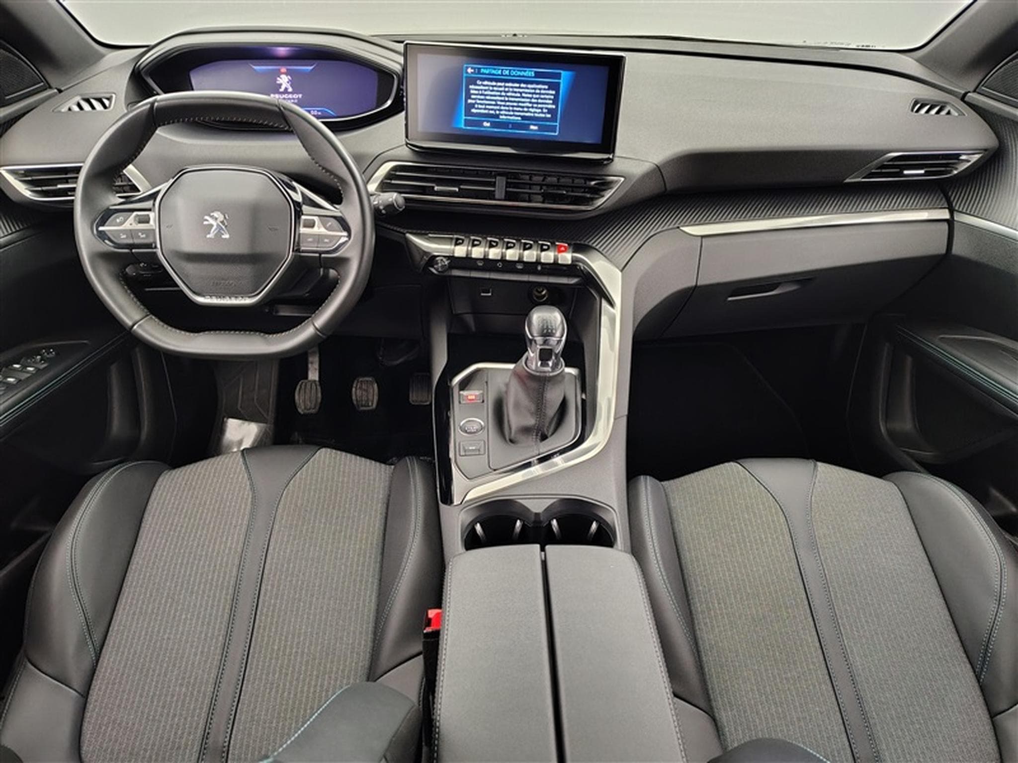 Peugeot 5008 1.2 PureTech 130Cv Allure Pack 7PL/ S-CUIR / NAVI / FULL LED (2024) - Photo 8