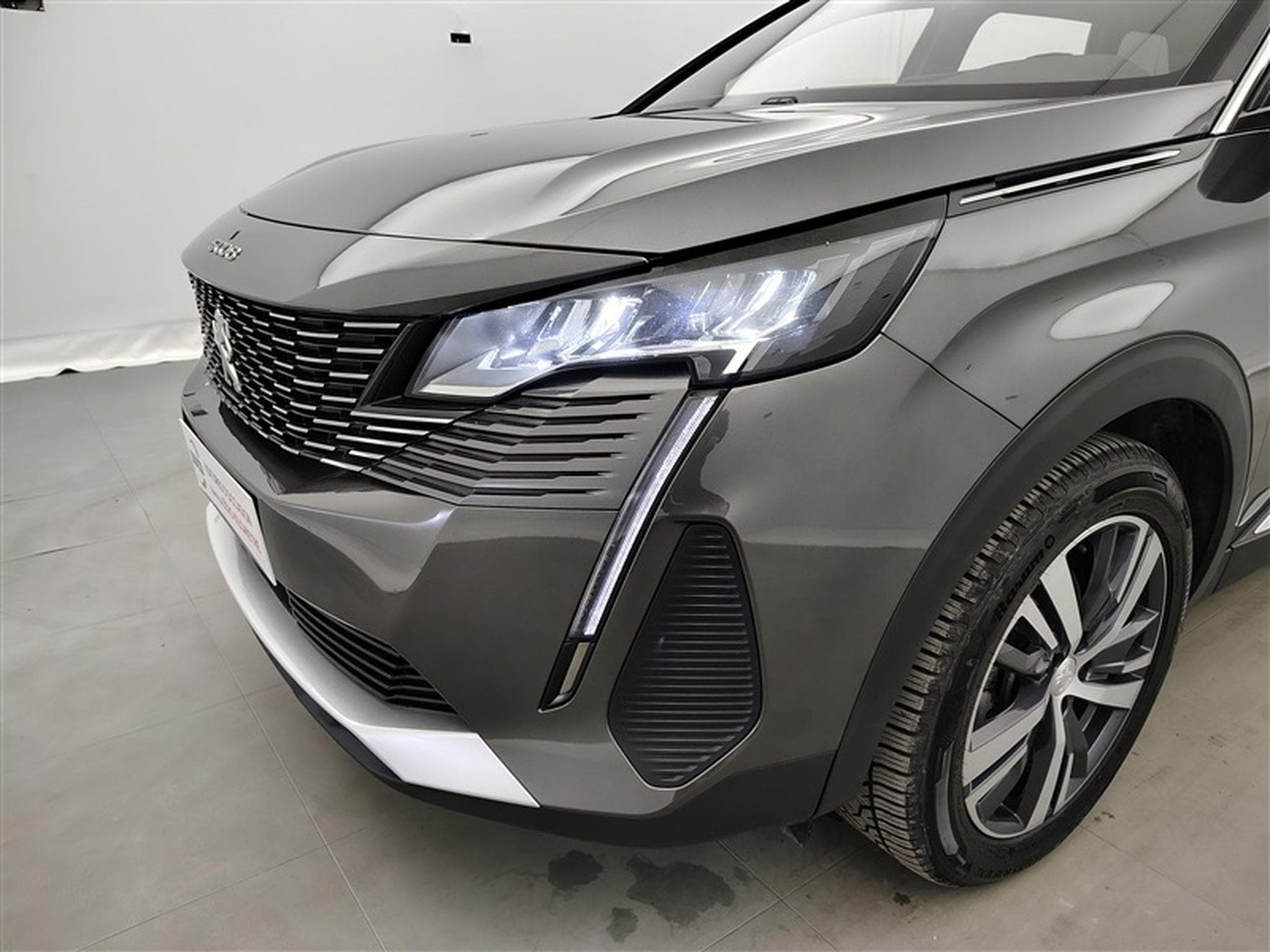 Peugeot 5008 1.2 PureTech 130Cv Allure Pack 7PL/ S-CUIR / NAVI / FULL LED (2024) - Photo 15