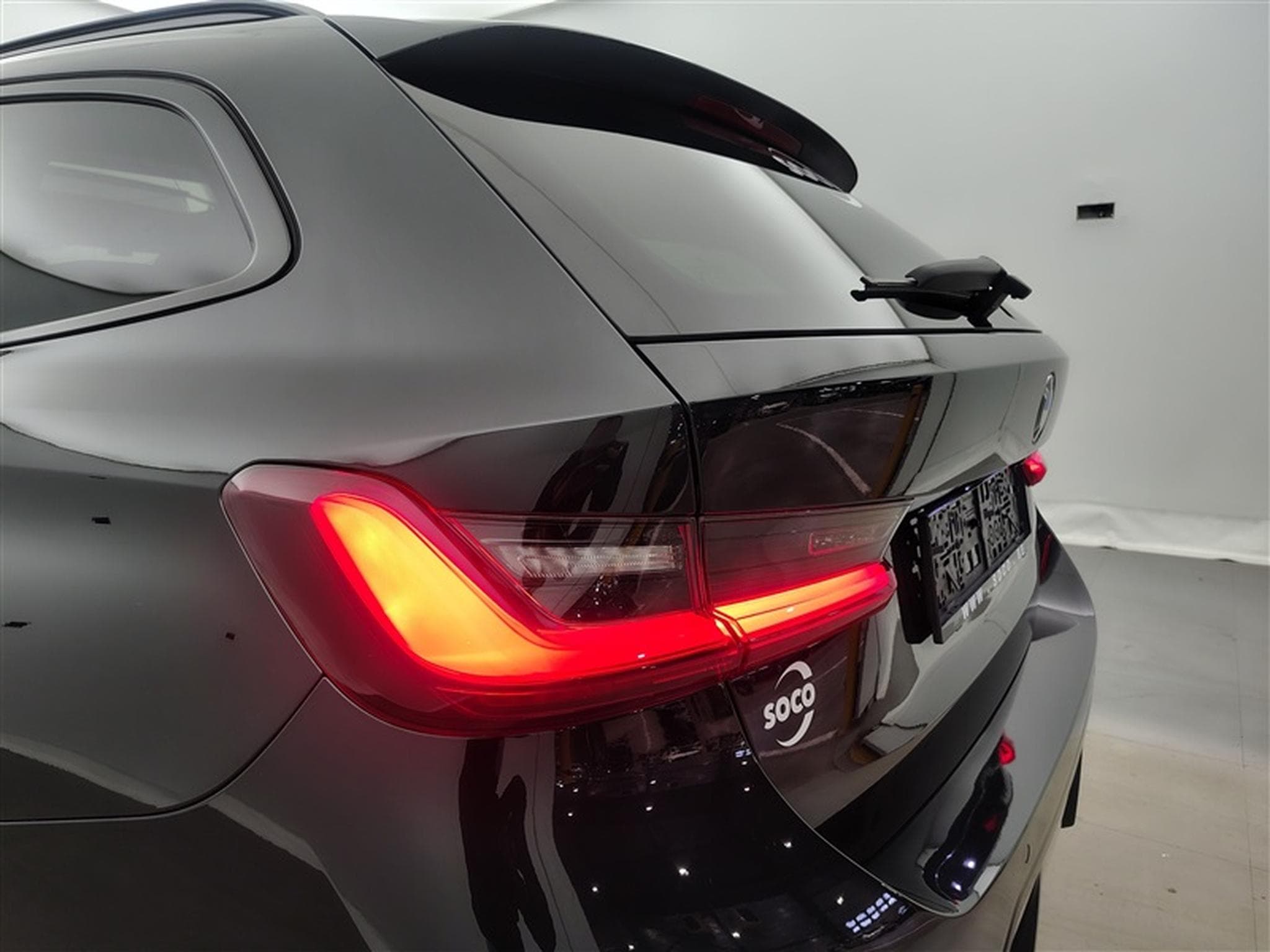 BMW 318 iA Pack M  Navi / Led / PDC+Caméra / Pano (2024) - Photo 16