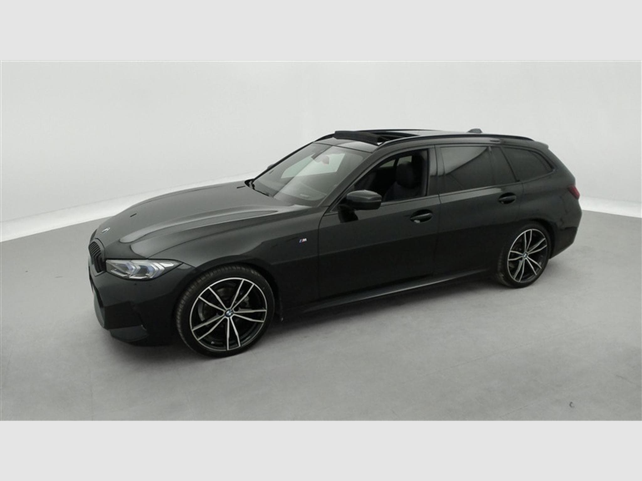 BMW 318 iA Pack M  Navi / Led / PDC+Caméra / Pano (2024) - Photo 24