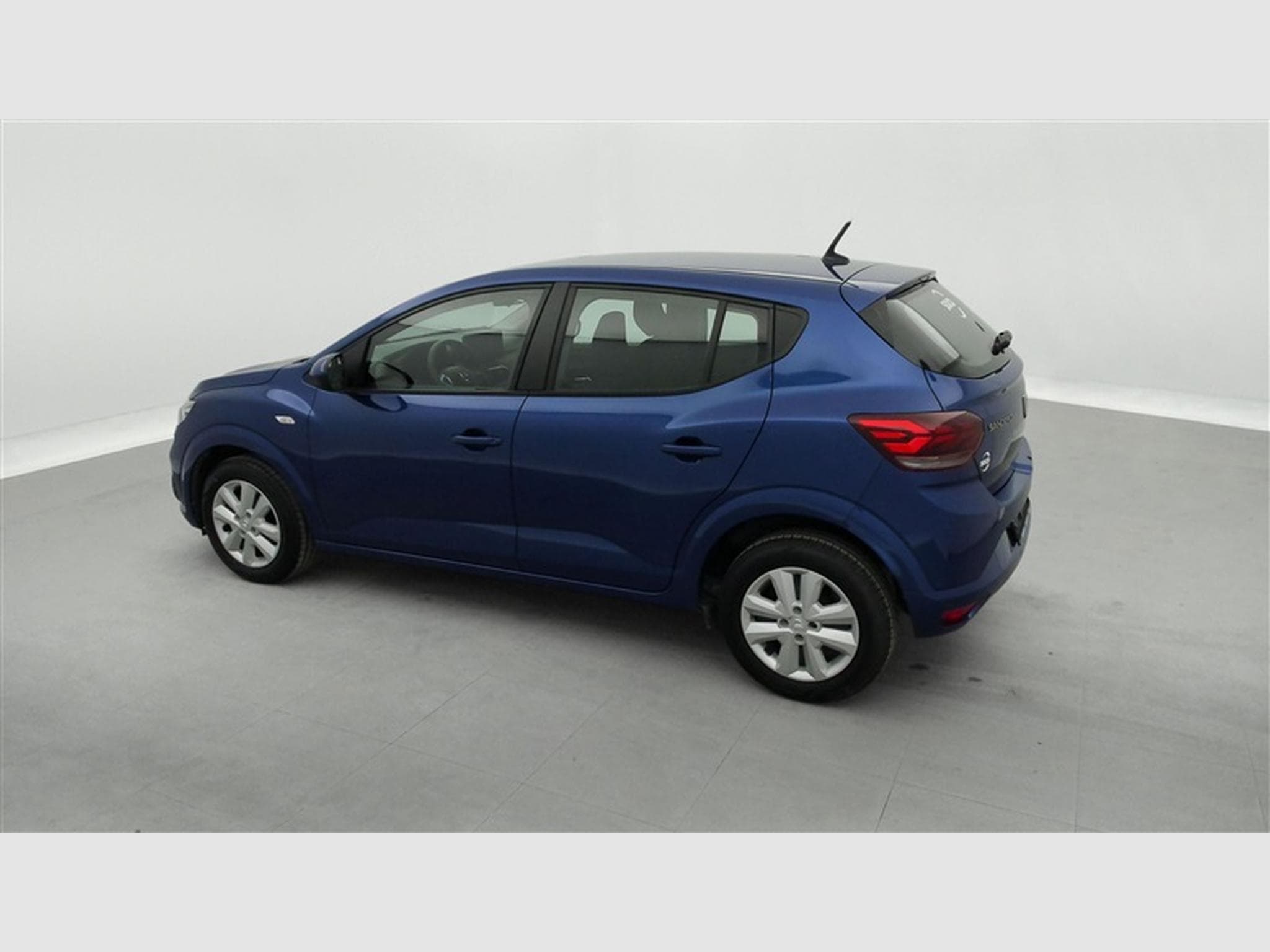 Dacia Sandero 1.0 TCe Comfort (2022) - Photo 24