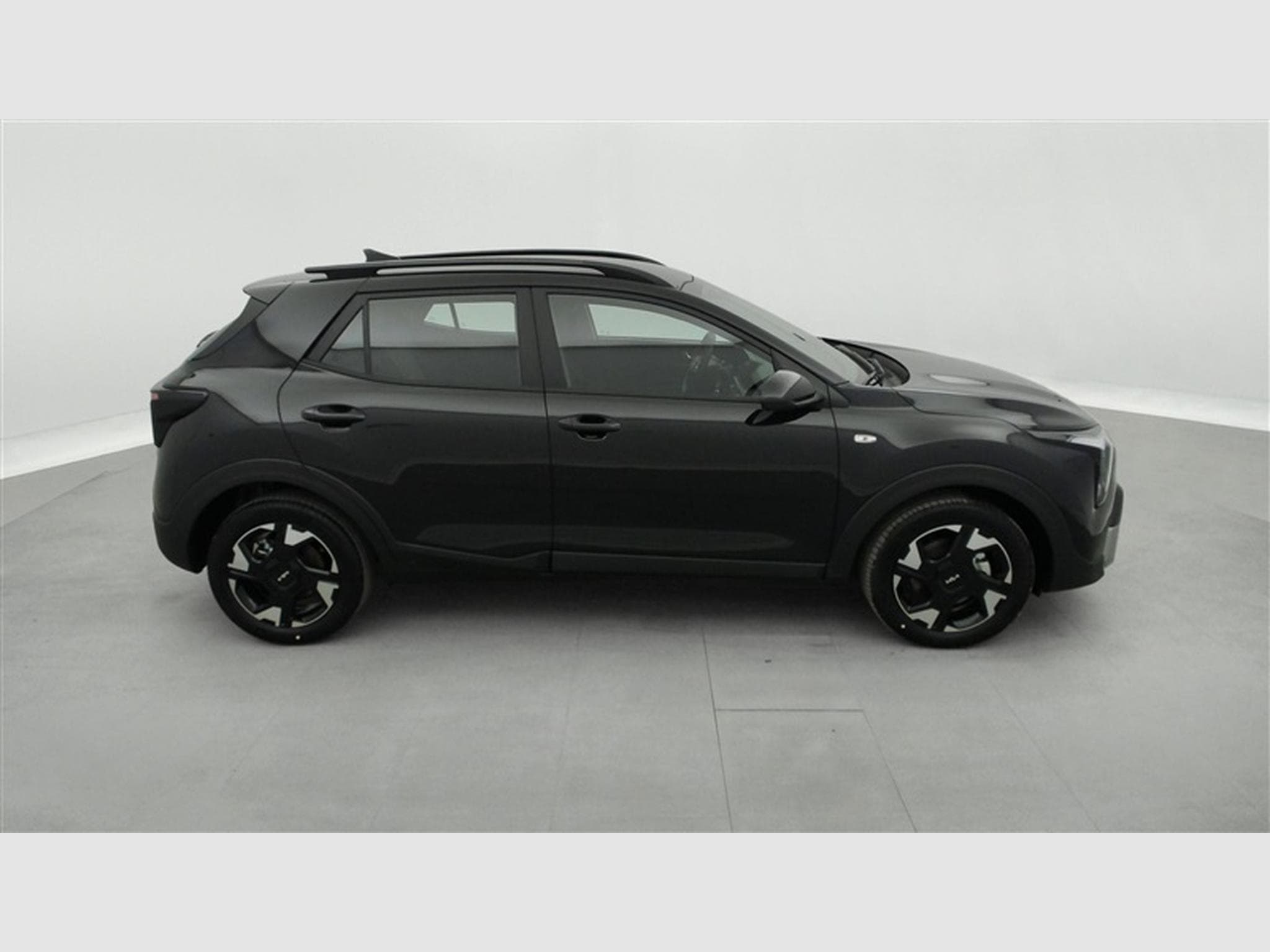 Kia Stonic 1.0 T-GDi DCT LX NAVI / FULL LED / CAMERA / JA 16" (2026) - Photo 25