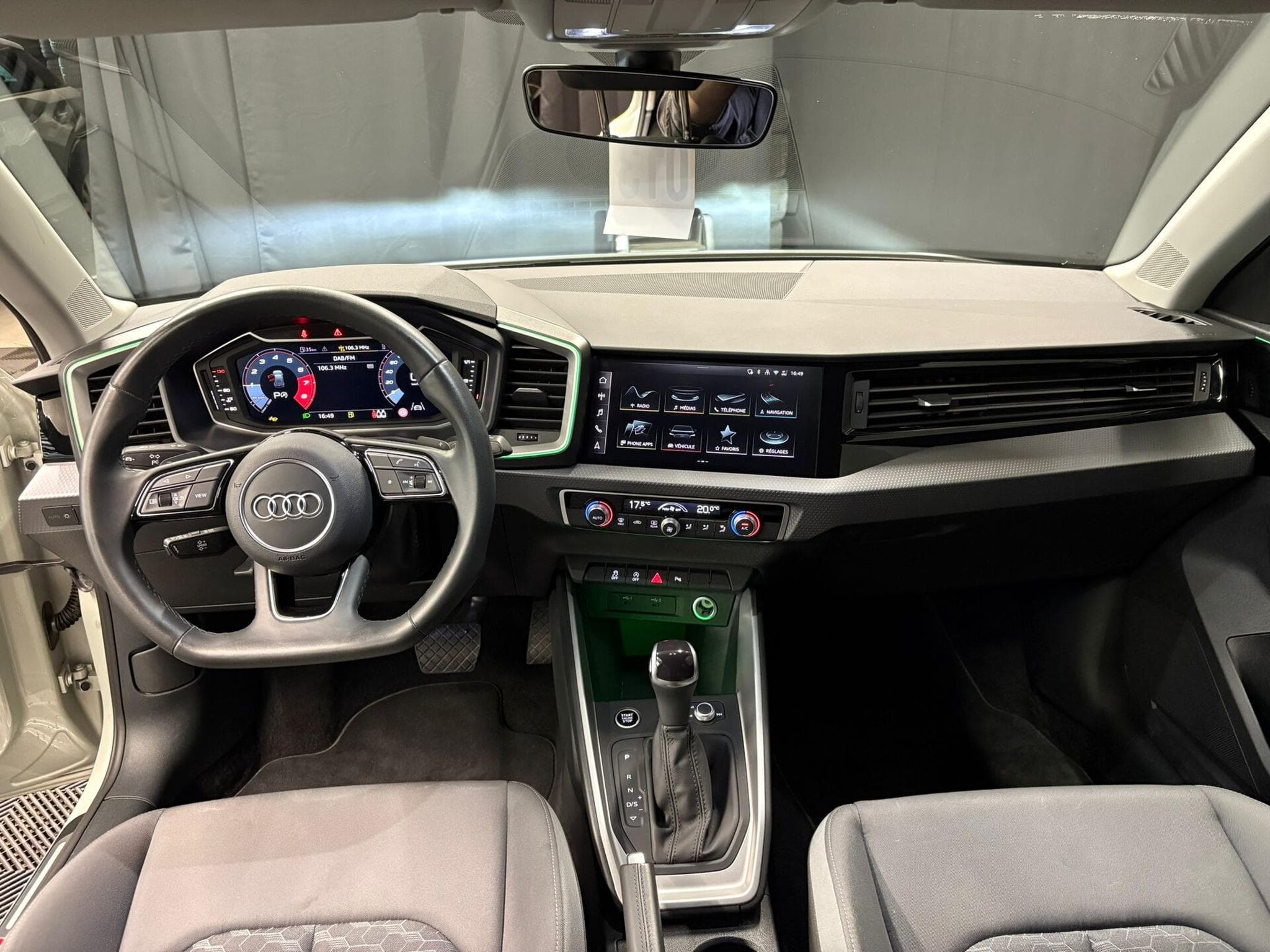 Audi A1 30 TFSI 115cv S-TRONIC Black Edition (2025) - Photo 2