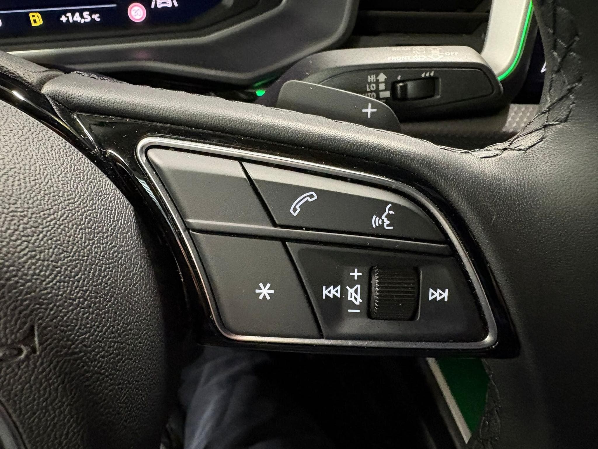 Audi A1 30 TFSI 115cv S-TRONIC Black Edition (2025) - Photo 13