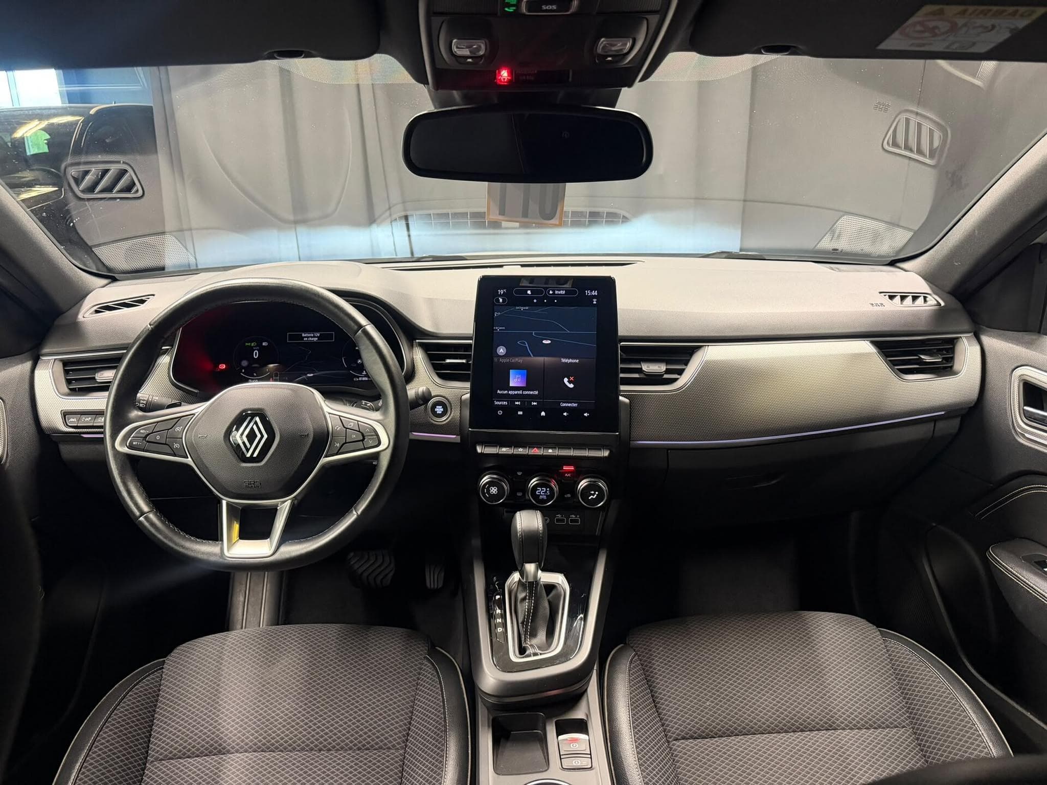 Renault ARKANA Techno 140 CV (2024) - Photo 2