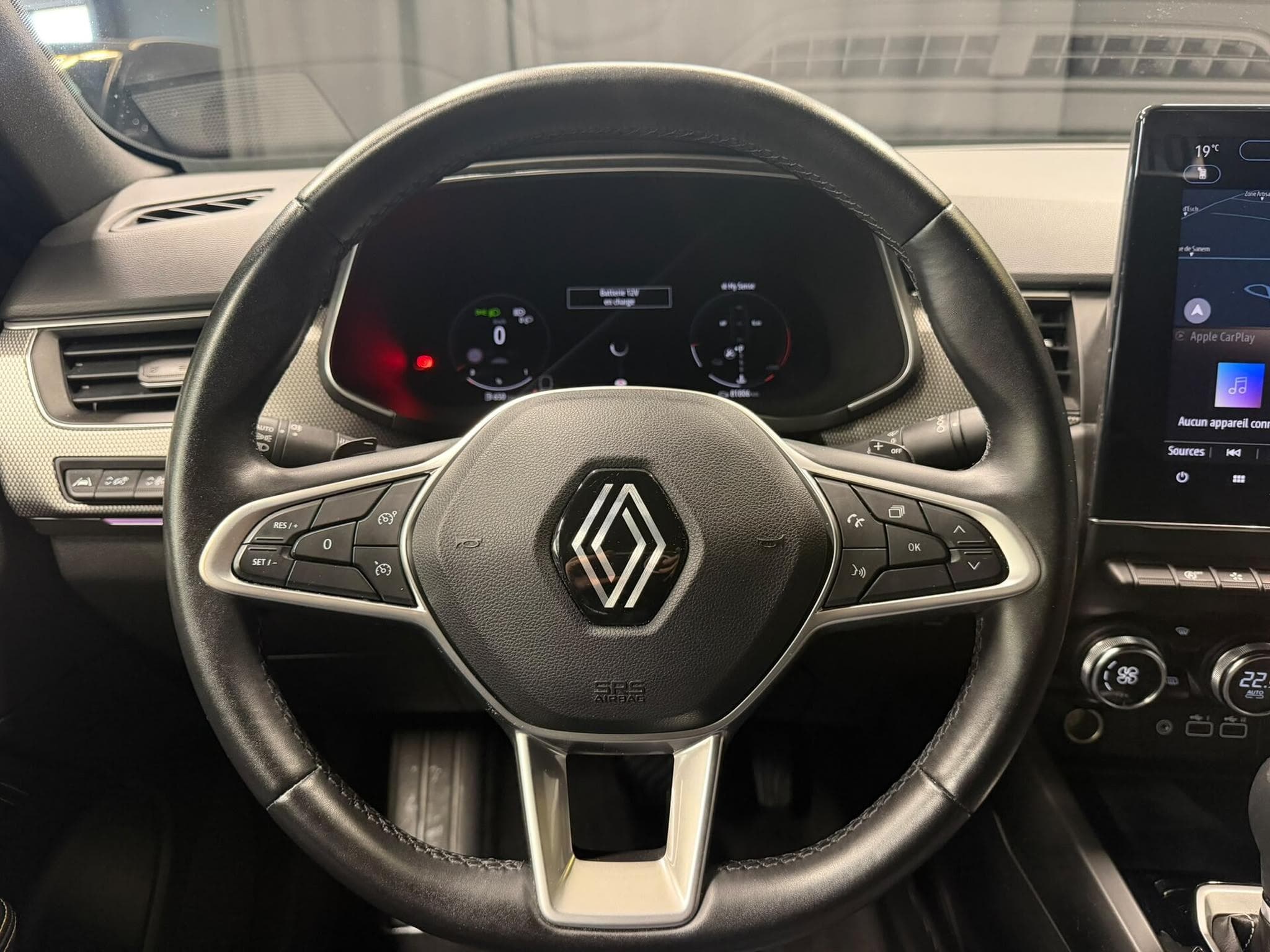 Renault ARKANA Techno 140 CV (2024) - Photo 8