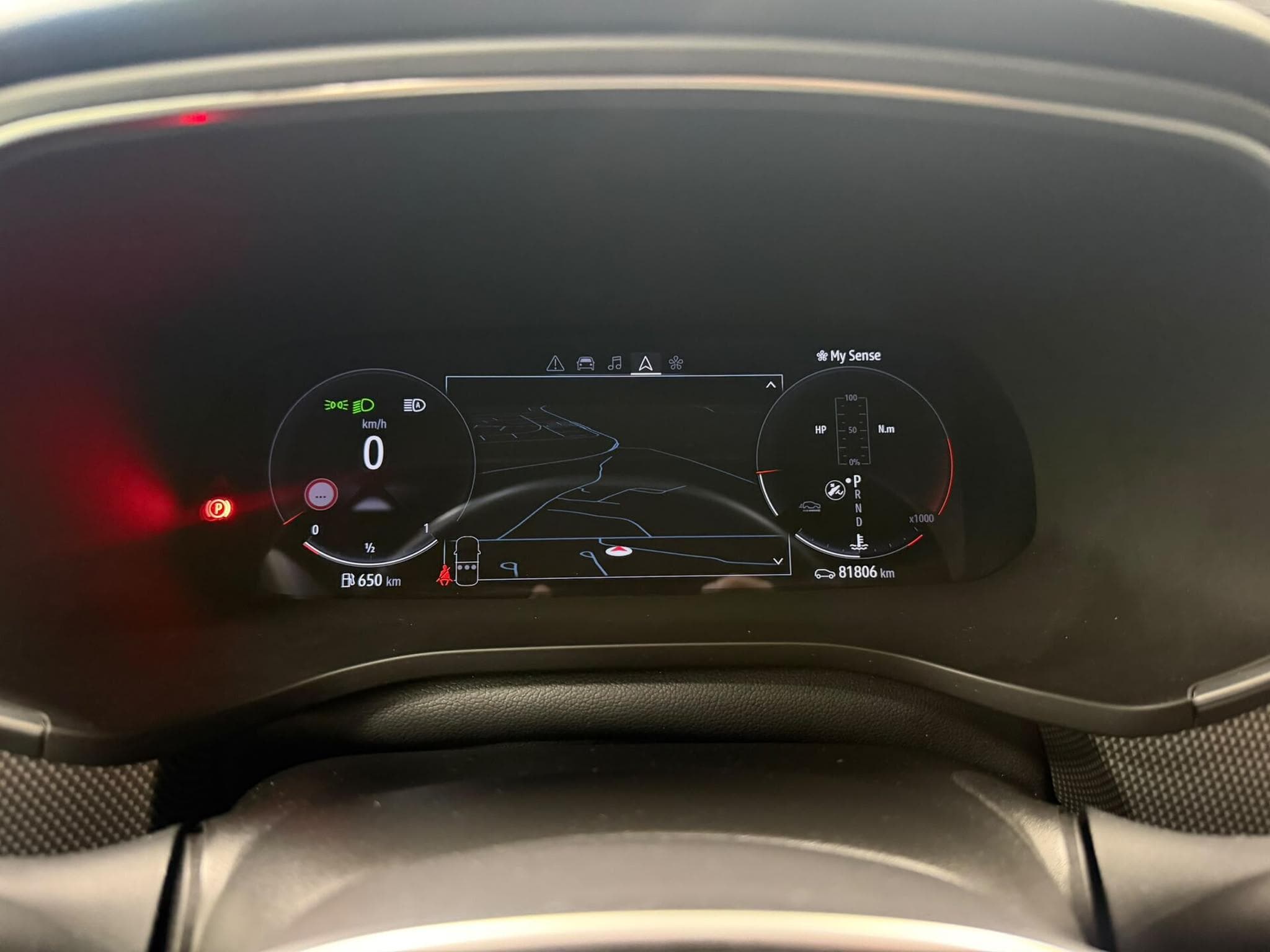 Renault ARKANA Techno 140 CV (2024) - Photo 9