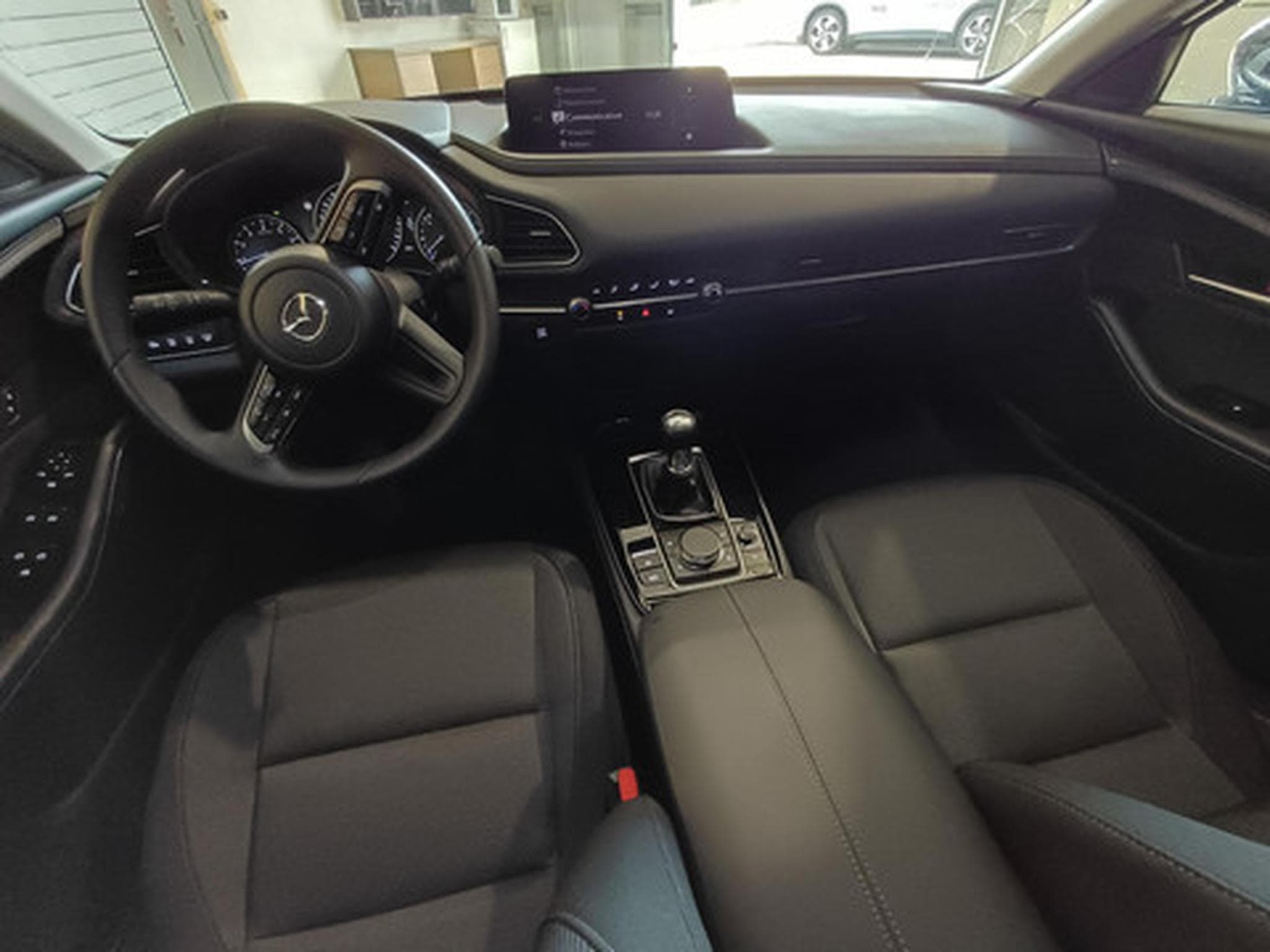 Mazda CX-30 MY2024 2.0L e-Skyactiv G 122 hp 6MT Exclusive Line (2024) - Foto 7