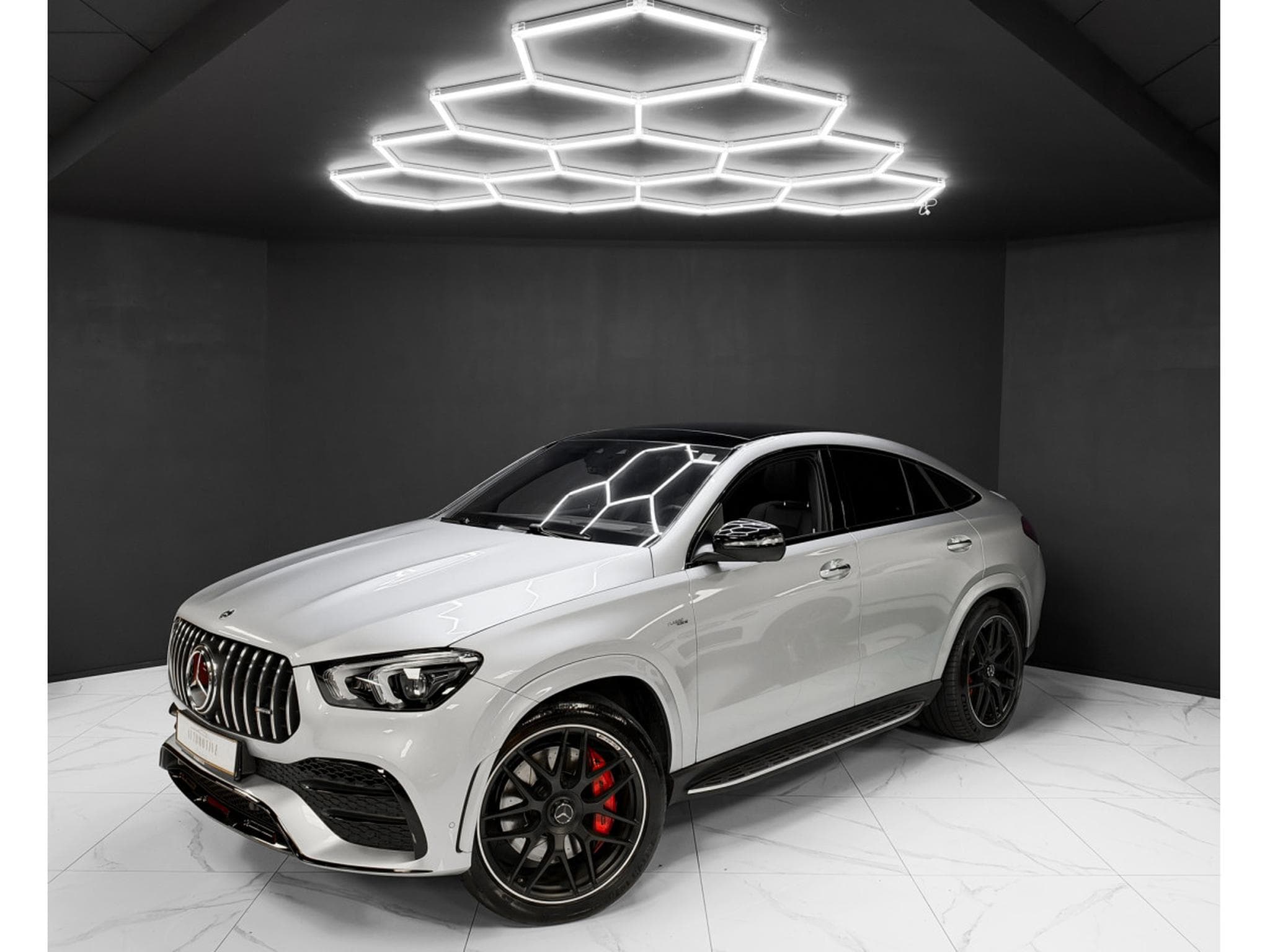 Mercedes GLE 53 AMG COUPE 4MATIC+/ 360°/HEAD UP/ BURM./ FULL (2024) - Photo 1