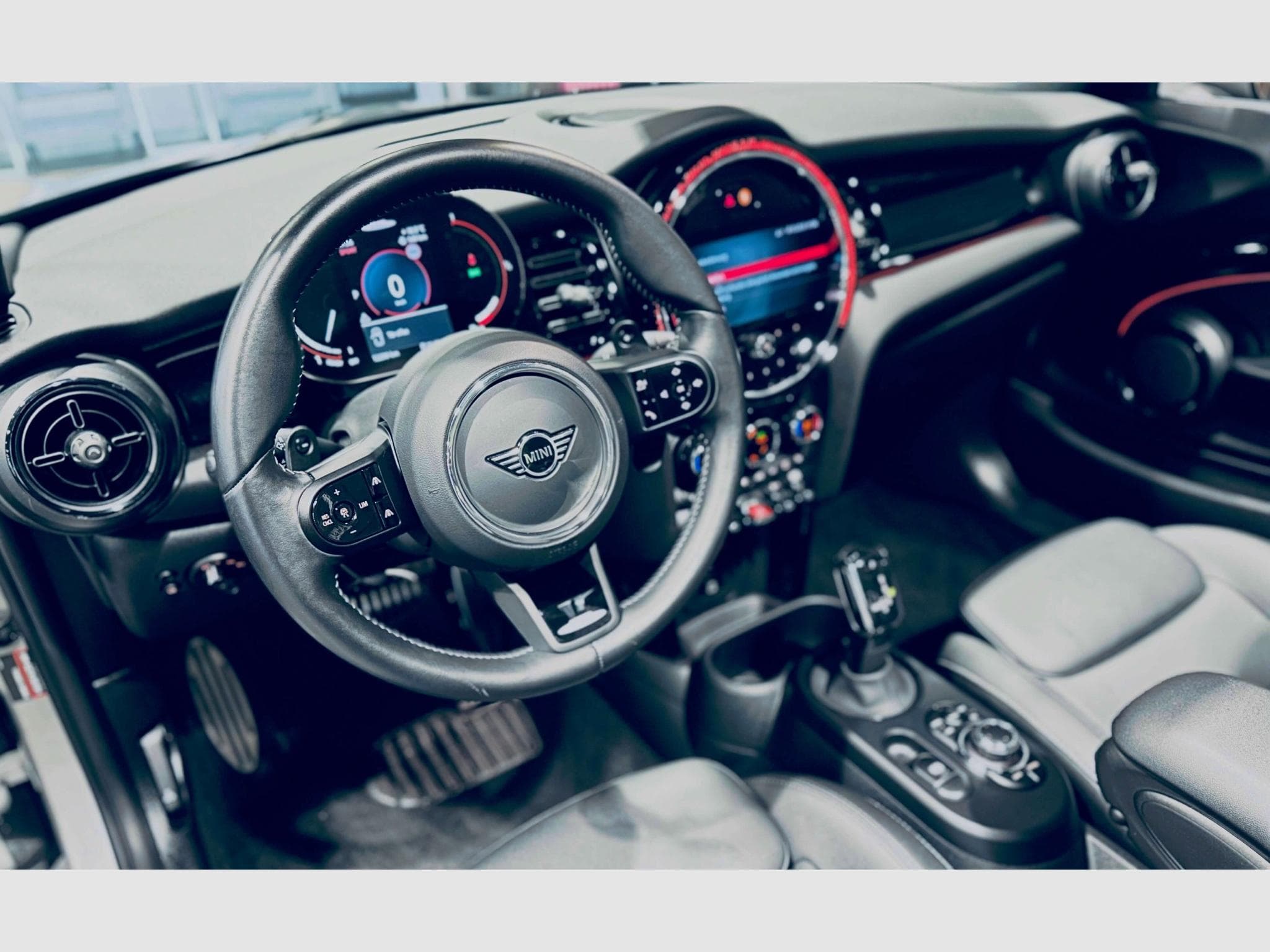 Mini Cooper OHN COOPER WORKS CABRIOLET STEPTRONIC (2023) - Photo 8
