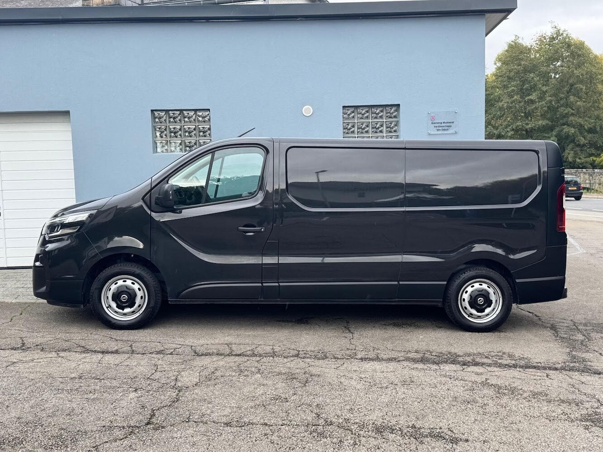 Renault Trafic 2.0 DCI 130 CV L2H1 GRAND COMFORT 1 ERE MAIN CARNET APPELCAR (2022) - Foto 12