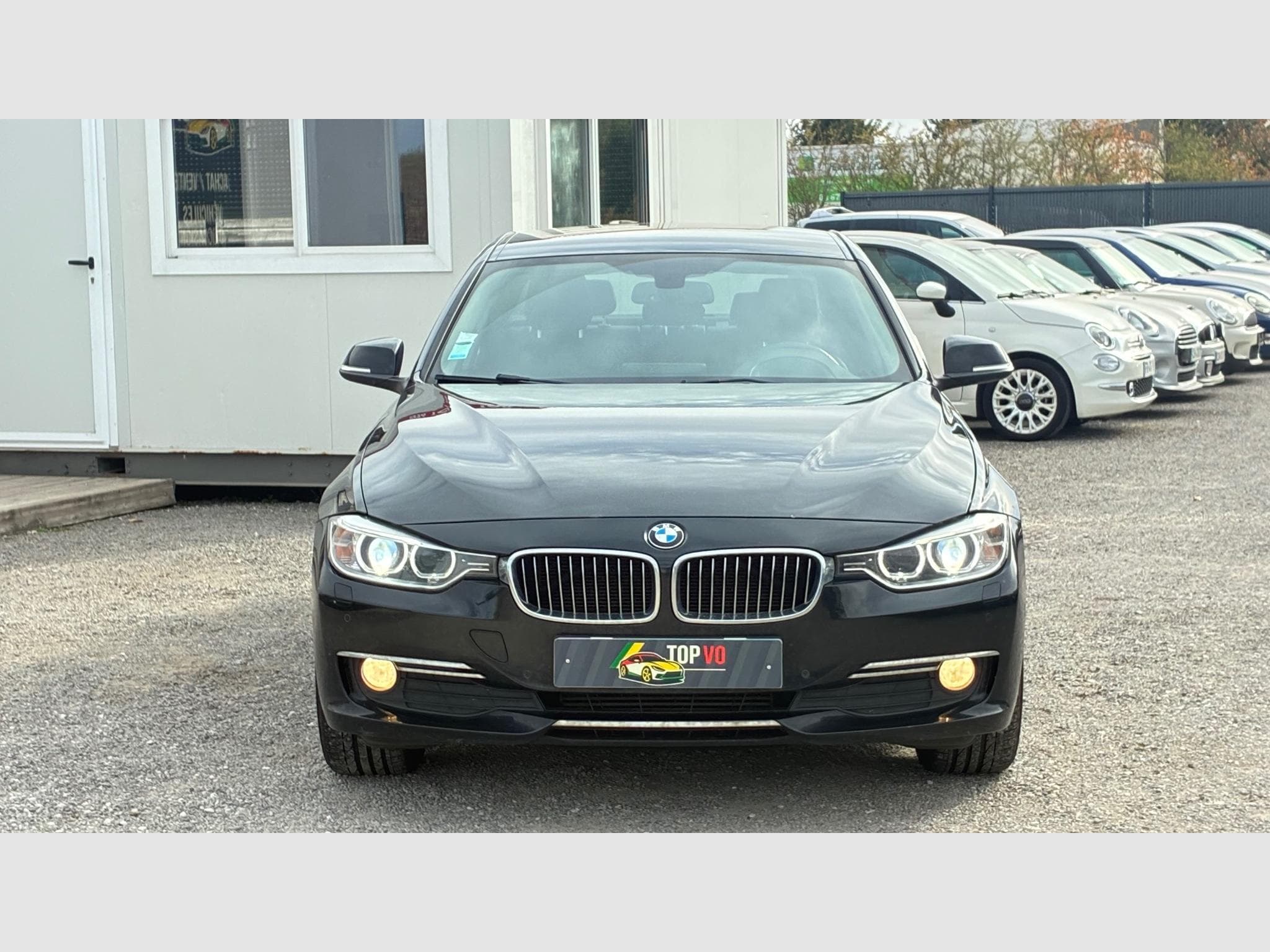 BMW 320 dA 184ch Luxury (2014) - Photo 2