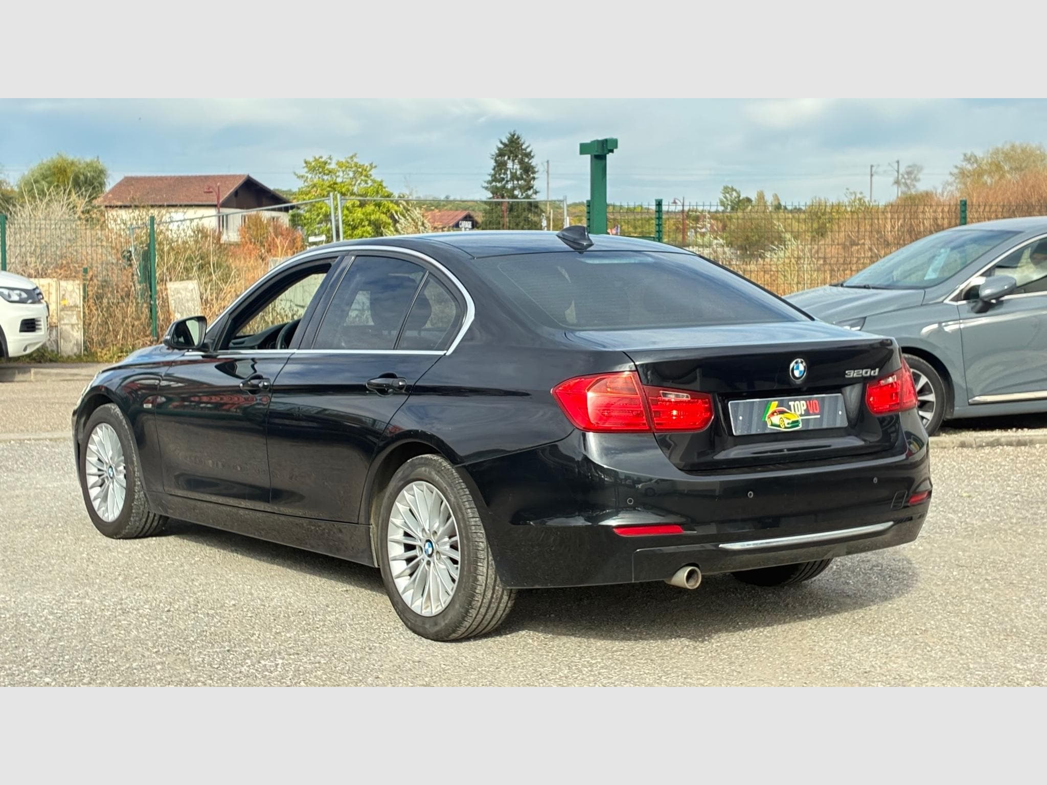 BMW 320 dA 184ch Luxury (2014) - Photo 7