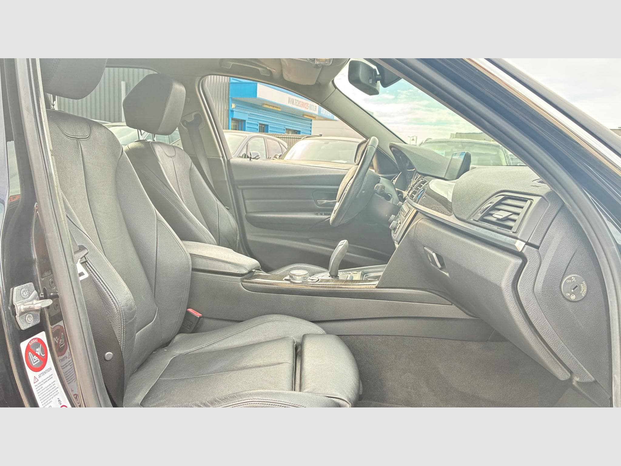 BMW 320 dA 184ch Luxury (2014) - Photo 13