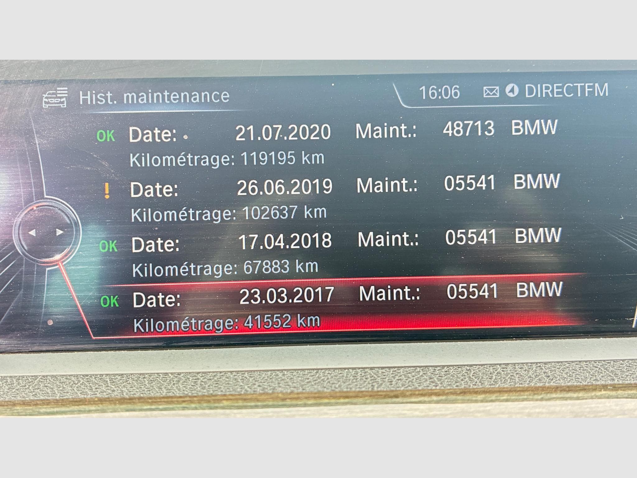 BMW 320 dA 184ch Luxury (2014) - Photo 17