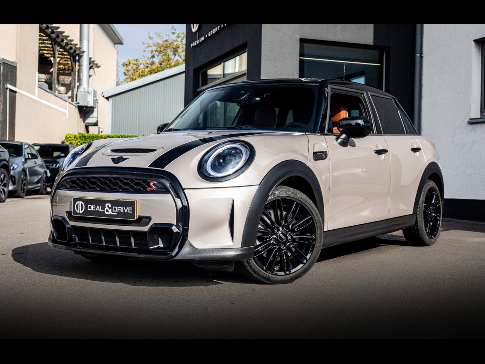 Mini Cooper S 5 PORTES AUTO - ROOFTOP GREY METALLIC (2023) - Photo 1