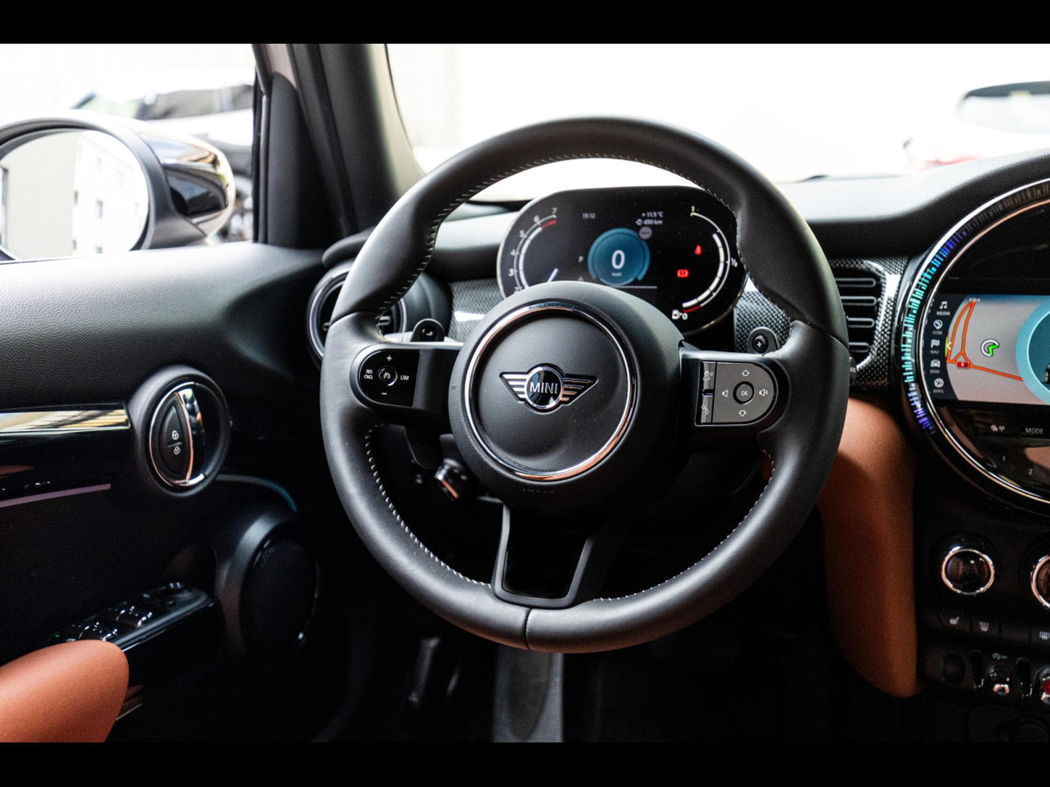 Mini Cooper S 5 PORTES AUTO - ROOFTOP GREY METALLIC (2023) - Photo 13