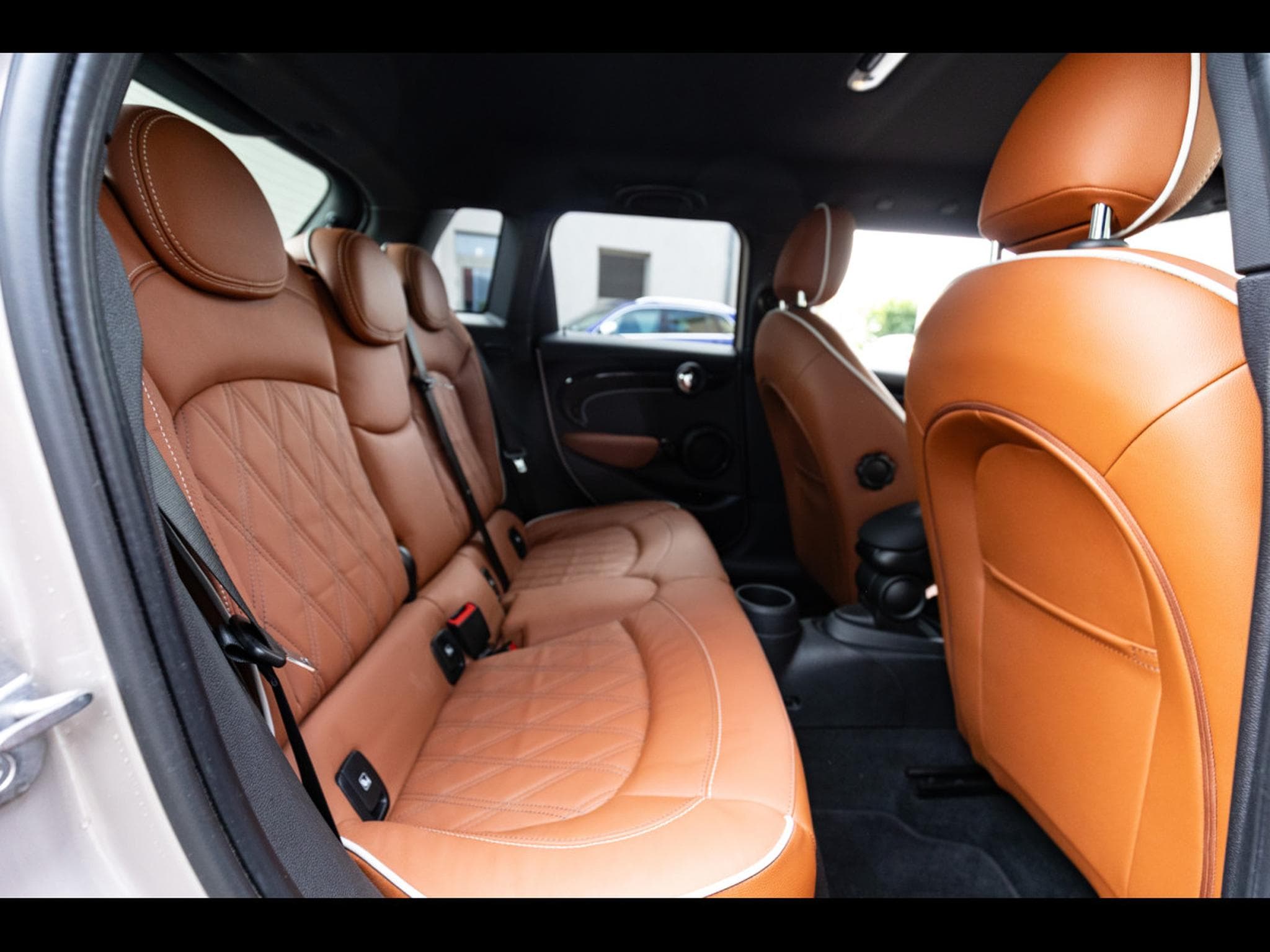 Mini Cooper S 5 PORTES AUTO - ROOFTOP GREY METALLIC (2023) - Photo 22