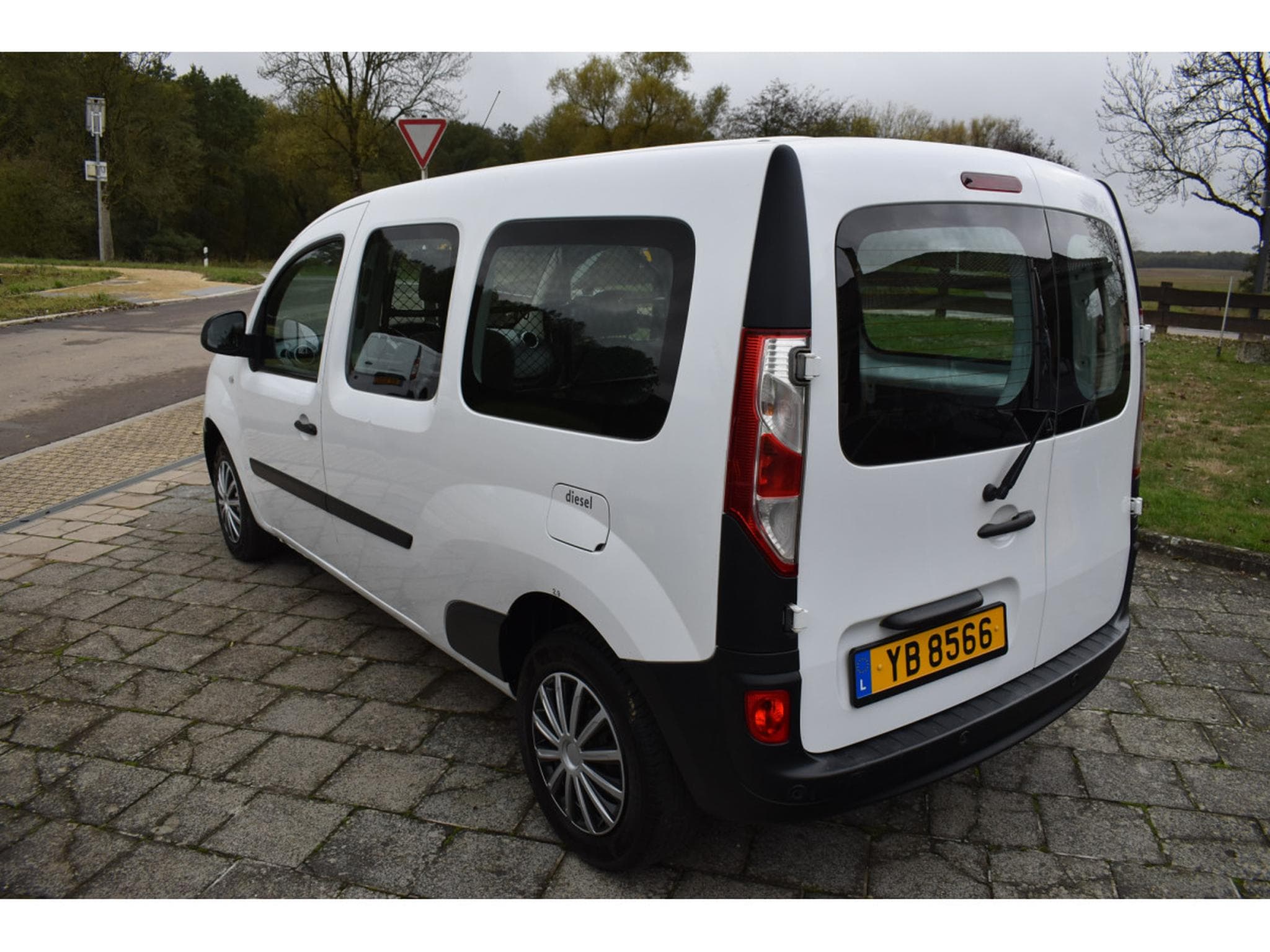 Renault Kangoo 1,5 DCi 95 Maxi (2020) - Foto 6