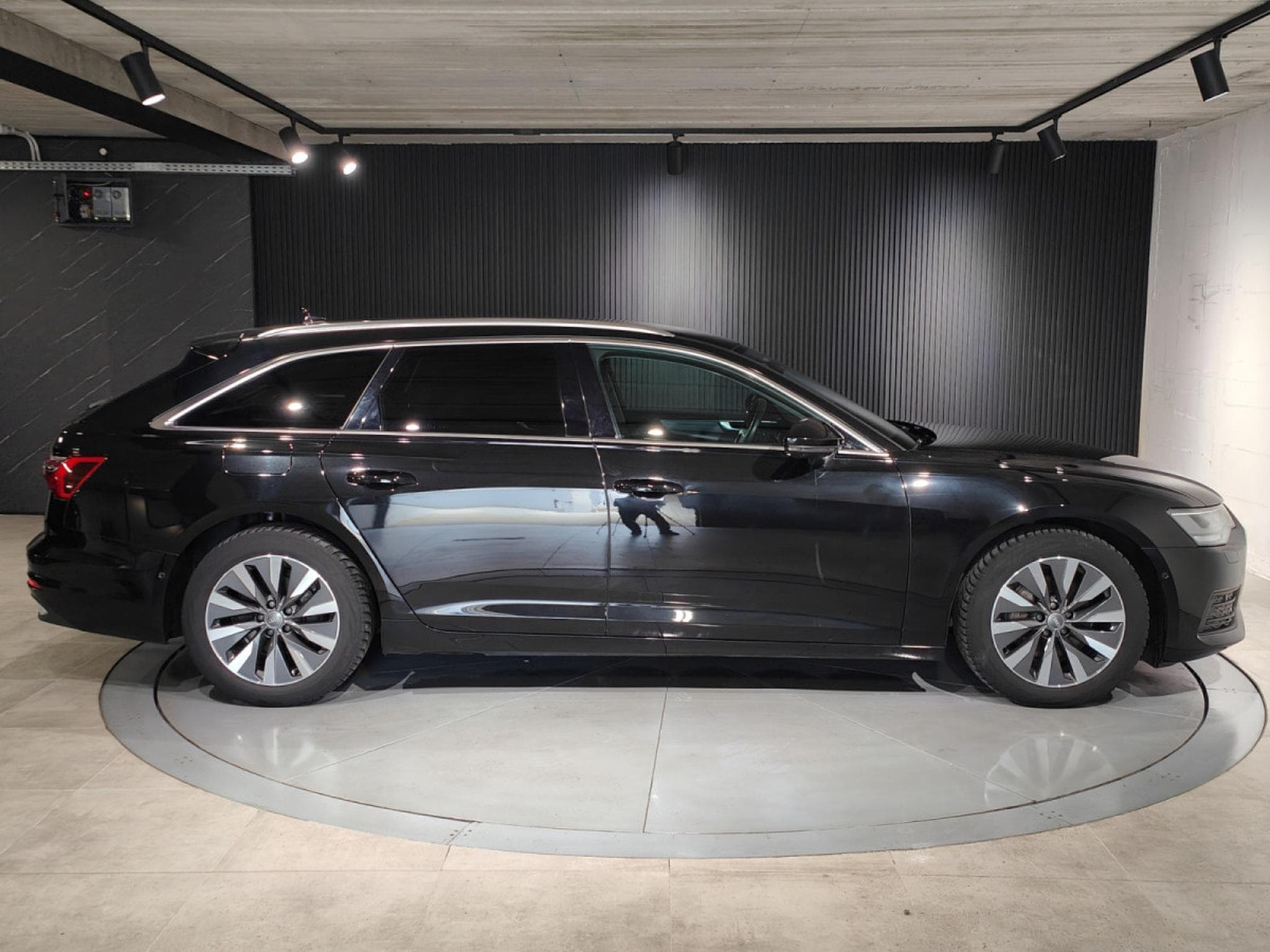 Audi A6 2.0 TDi S-TRONIC QUATTRO CARPLAY GPS SIEGES CHAUFF/VENTIL (2019) - Foto 2