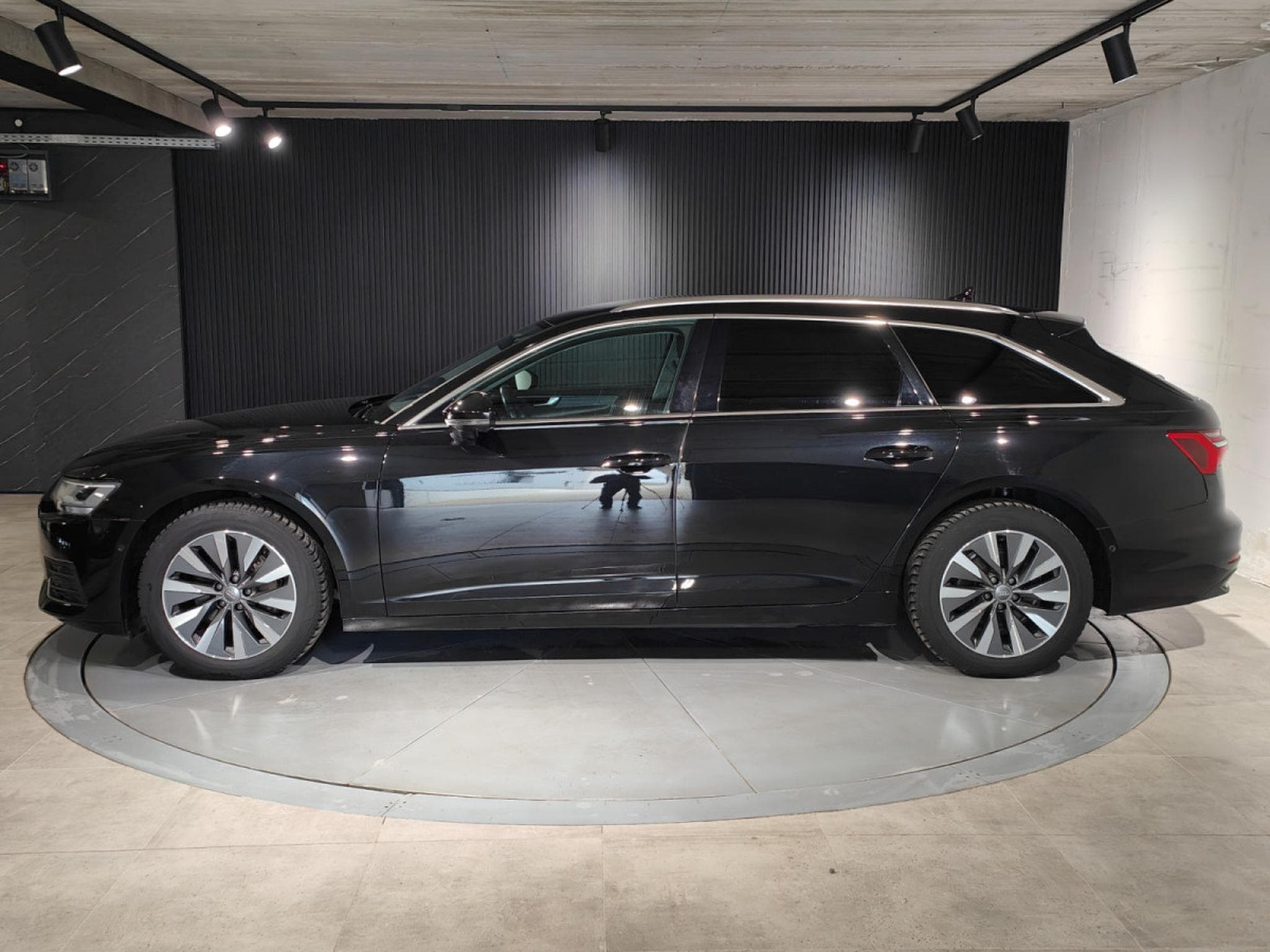 Audi A6 2.0 TDi S-TRONIC QUATTRO CARPLAY GPS SIEGES CHAUFF/VENTIL (2019) - Foto 5
