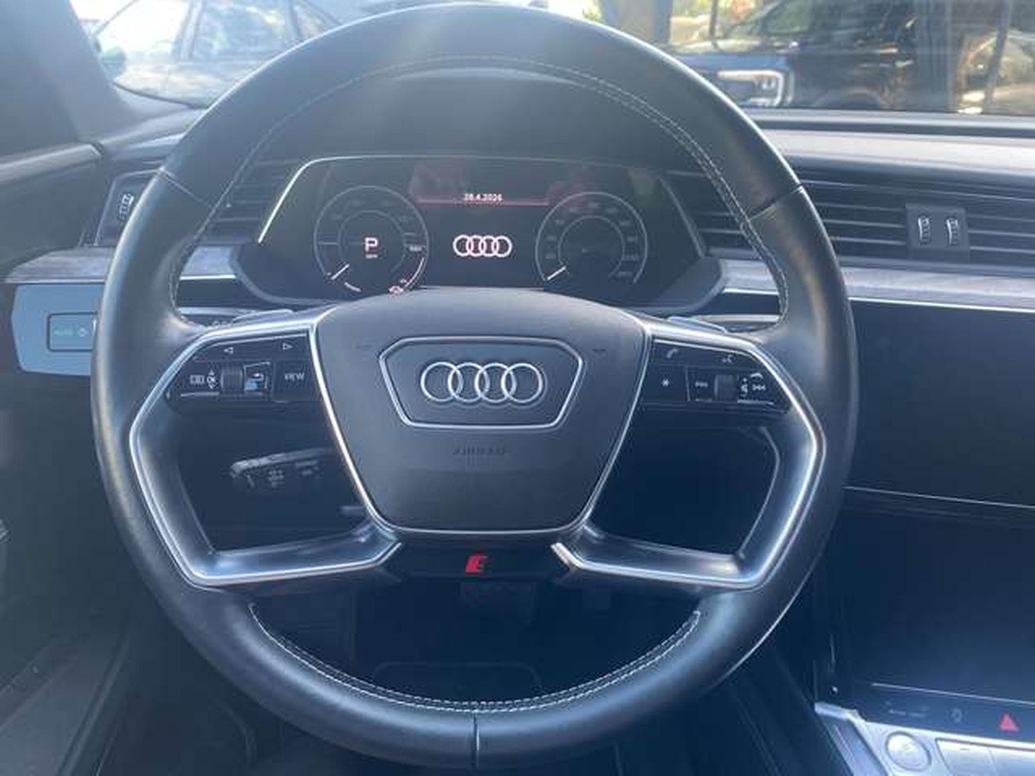 Audi e-tron Q8 e-tron 50 quattro S line (2020) - Photo 10