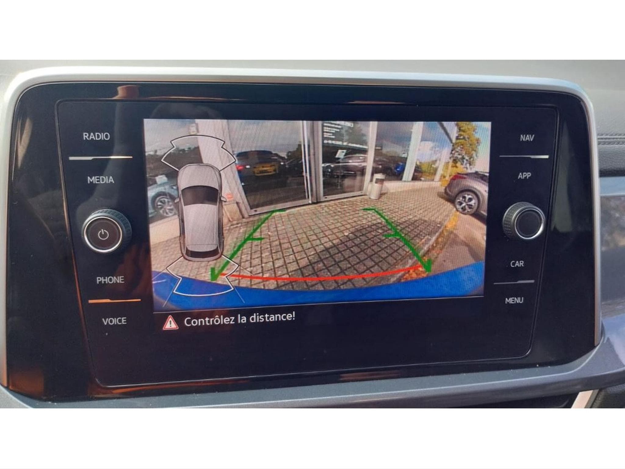 VW T-Roc 1.5 TSI 150CV DSG STYLE (2022) - Photo 14