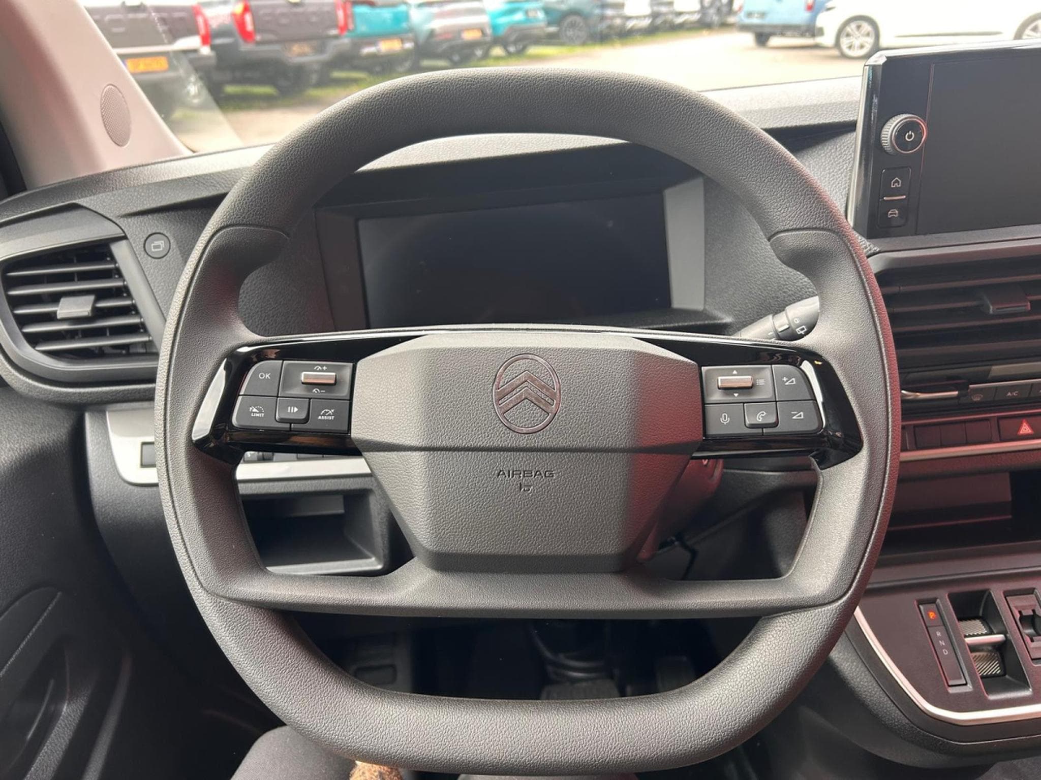 Citroën Jumpy SPACETOURER COMBI (2025) - Foto 13