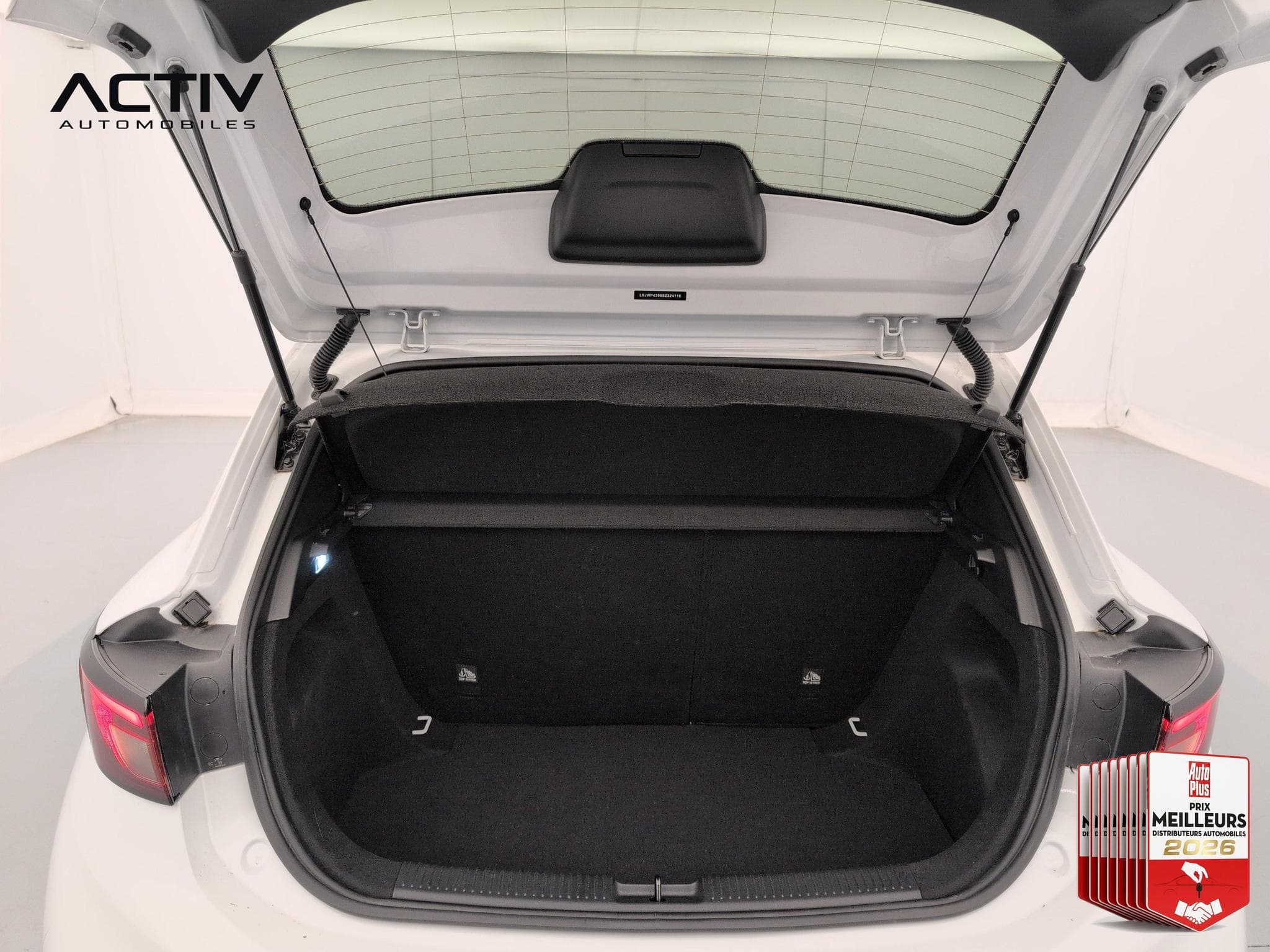 Mg MG3 1.5 L Hybrid+ 195 ch Luxury (2026) - Photo 11