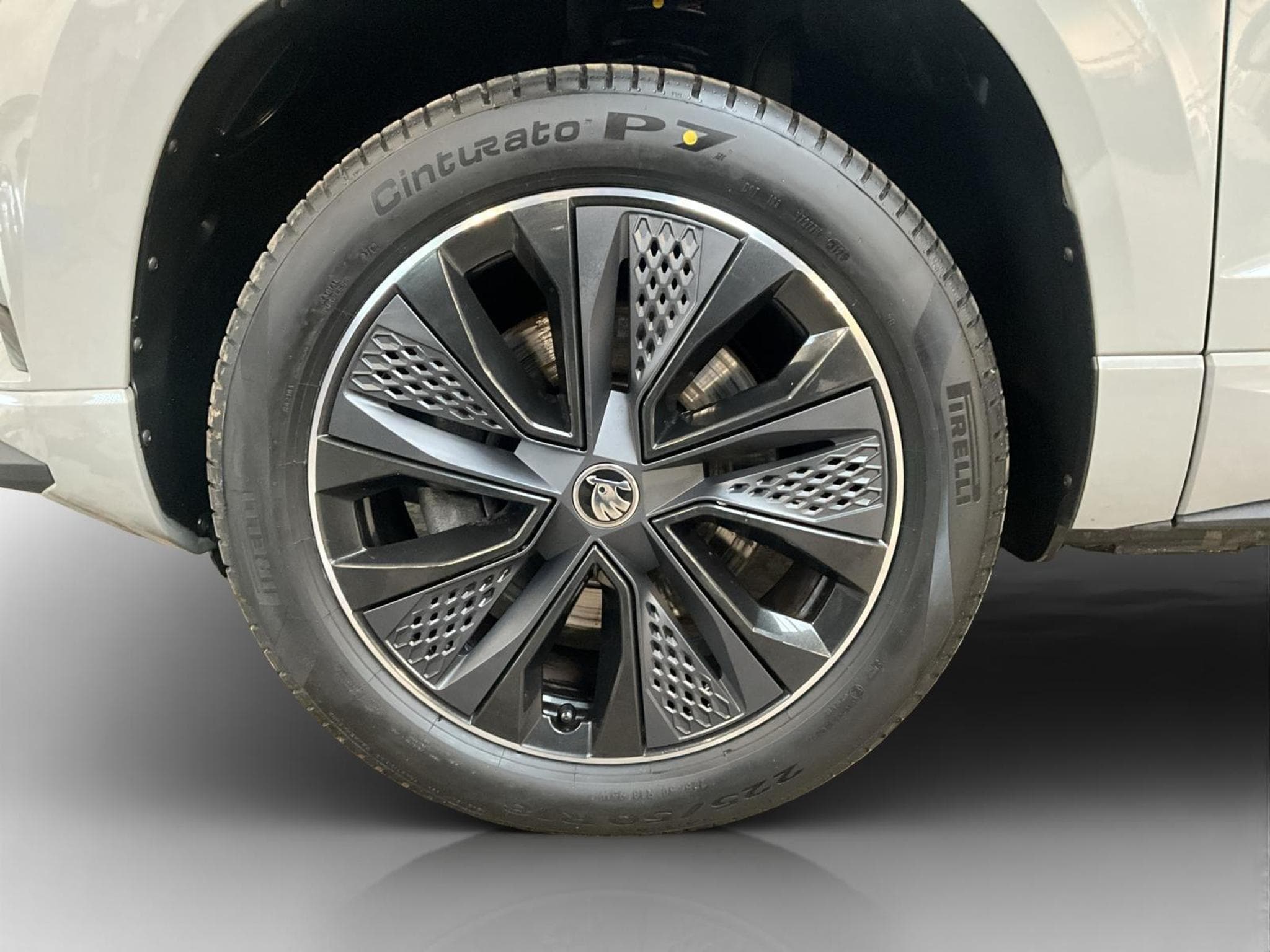 Skoda Karoq Sportline+DSG+4x4+P.Travel+Kessy-Full+Canton+Navi (2024) - Photo 29