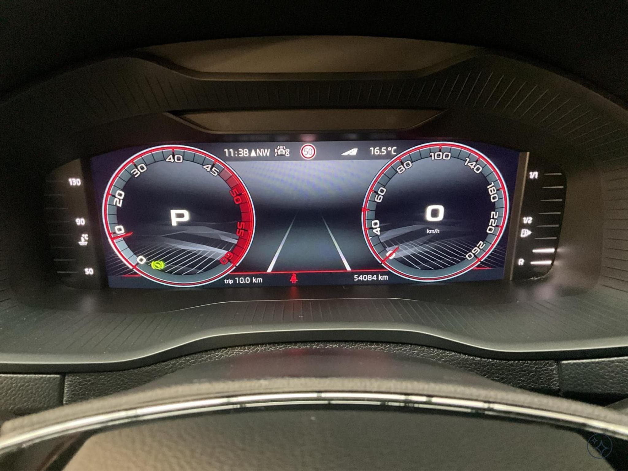 Skoda Karoq Sportline+DSG+4x4+P.Travel+Kessy-Full+Canton+Navi (2024) - Photo 32