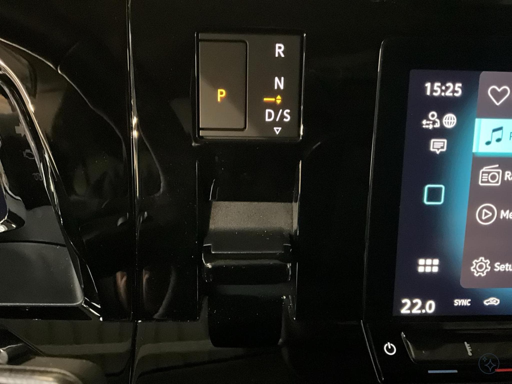 VW T7 Life+Aut+LM18+Matrix-Led+7Sitze+AHK+Navi (2026) - Photo 12