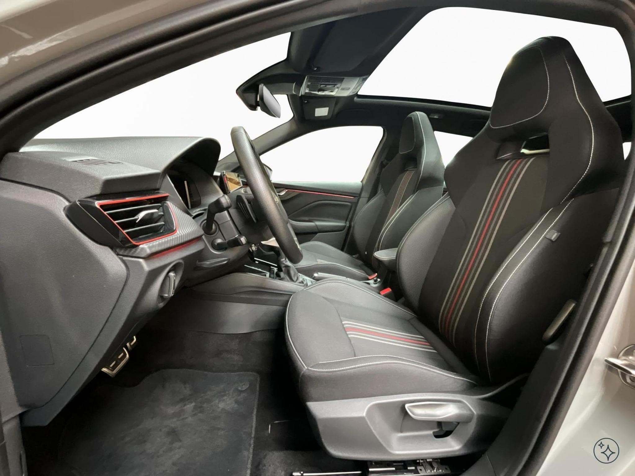 Skoda Scala Monte-carlo+DSG+P.Assisted+LM18+P.Park&Go+AHK+LED+NAVI+DAB (2025) - Photo 9