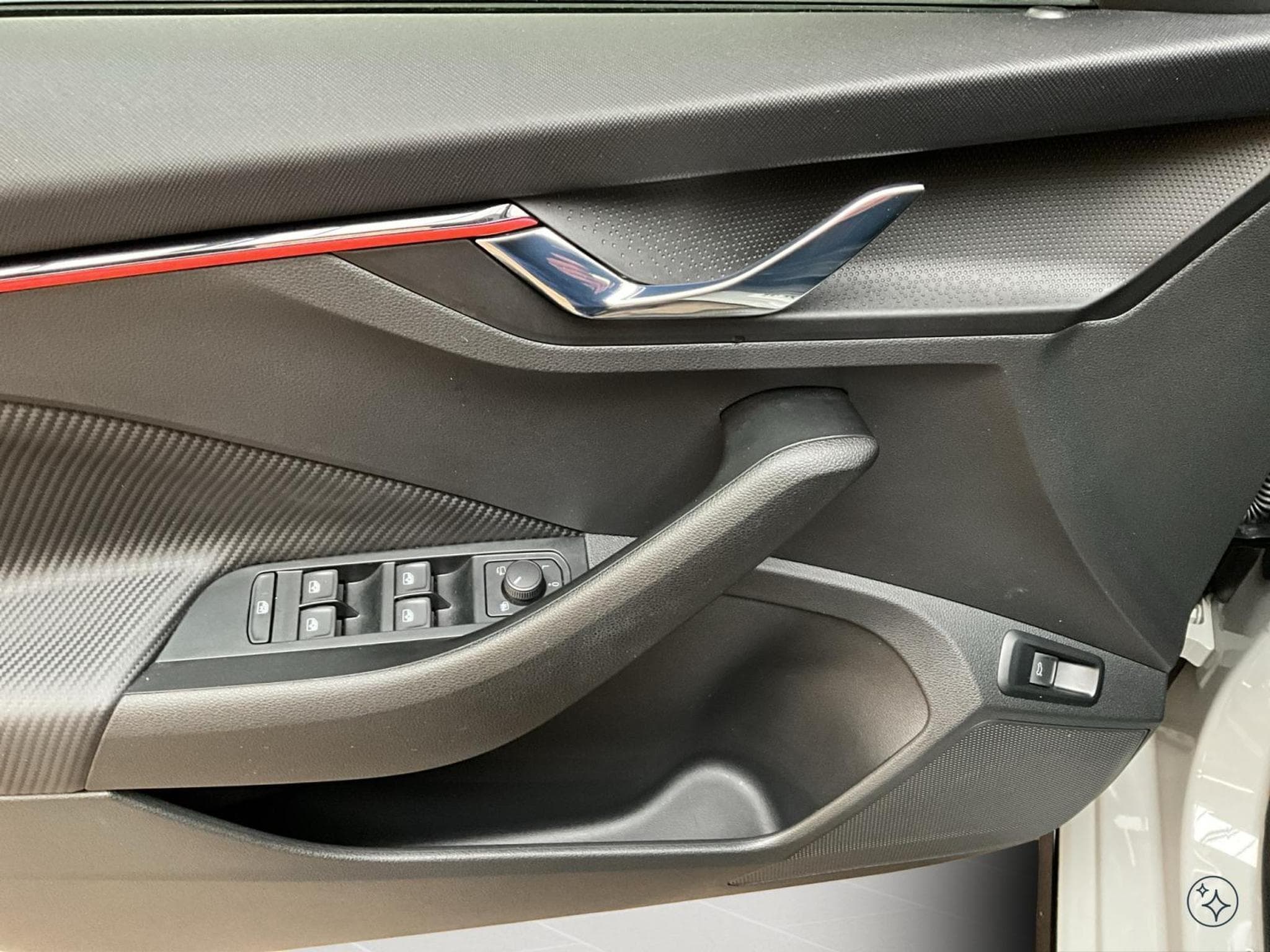 Skoda Scala Monte-carlo+DSG+P.Assisted+LM18+P.Park&Go+AHK+LED+NAVI+DAB (2025) - Photo 14