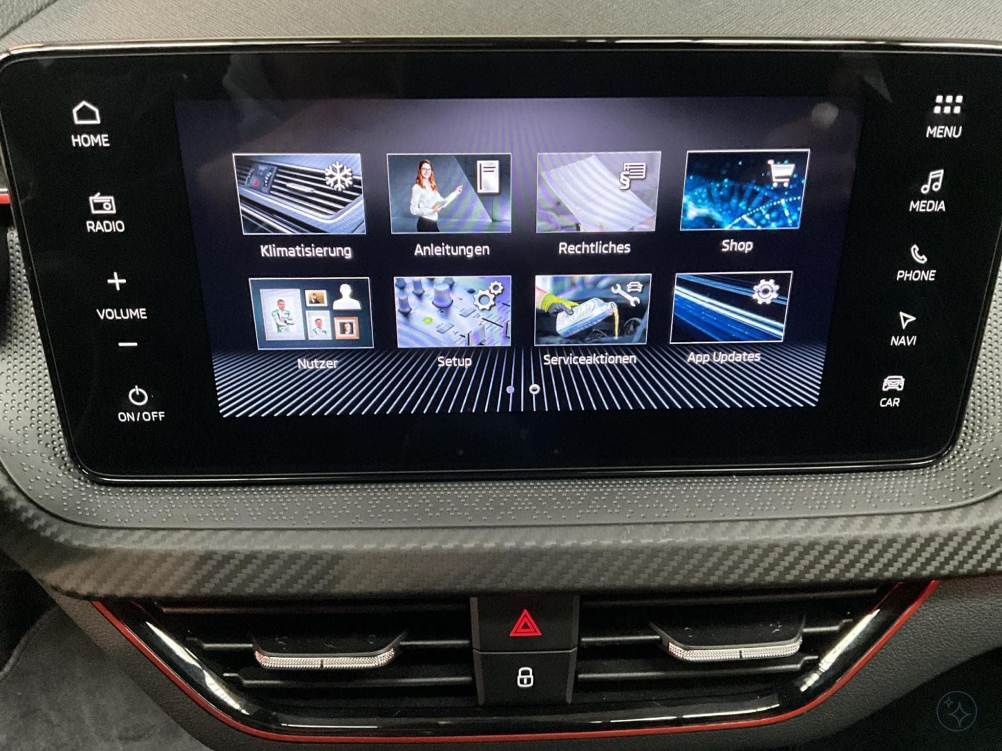 Skoda Scala Monte-carlo+DSG+P.Assisted+LM18+P.Park&Go+AHK+LED+NAVI+DAB (2025) - Photo 21