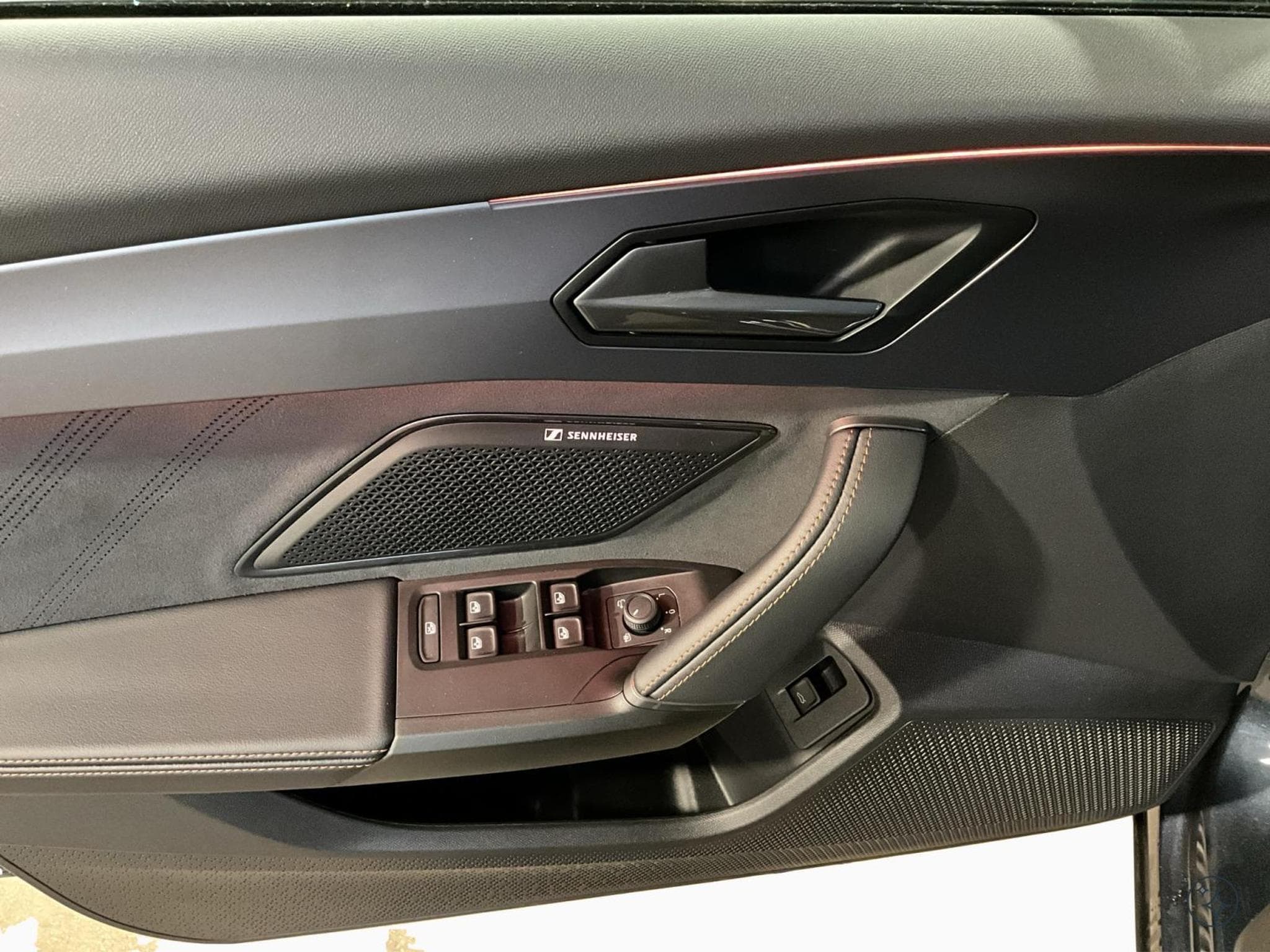 Cupra Formentor DSG+Dynamic-Design+Sennheiser+Pure-Performance+LM18+LED+NAVI (2025) - Photo 14