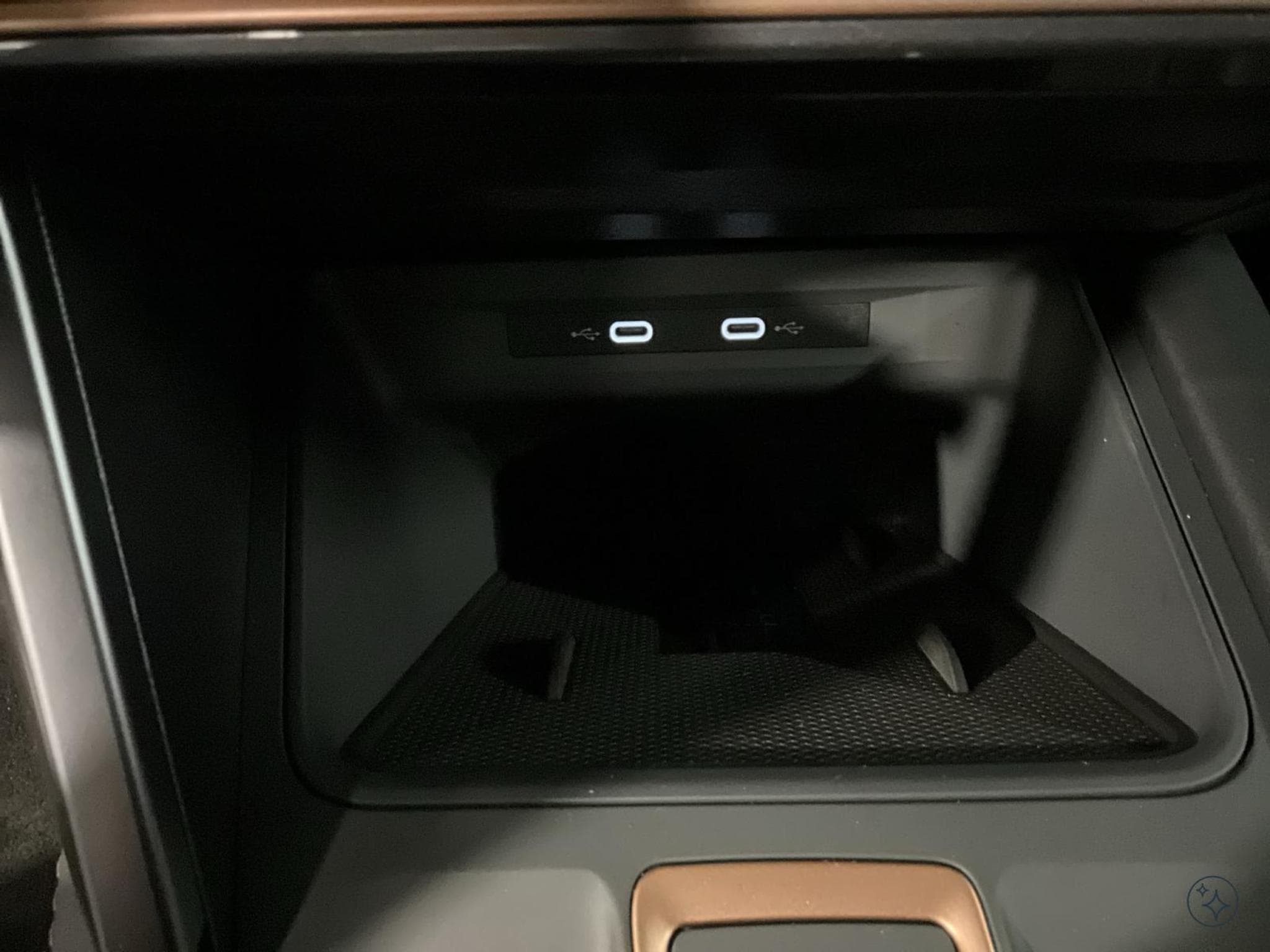 Cupra Formentor DSG+Dynamic-Design+Sennheiser+Pure-Performance+LM18+LED+NAVI (2025) - Photo 20