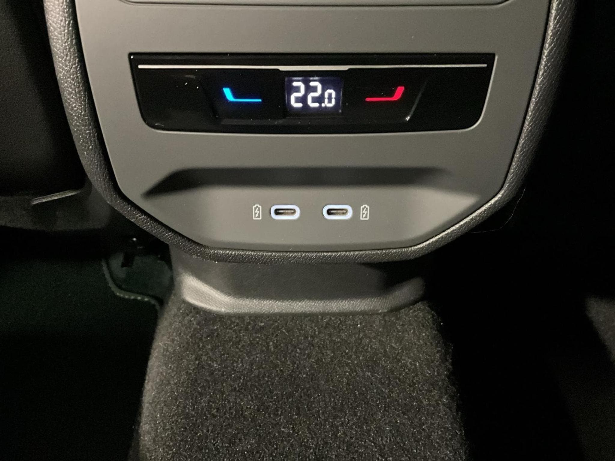 Cupra Formentor DSG+Dynamic-Design+Sennheiser+Pure-Performance+LM18+LED+NAVI (2025) - Photo 21