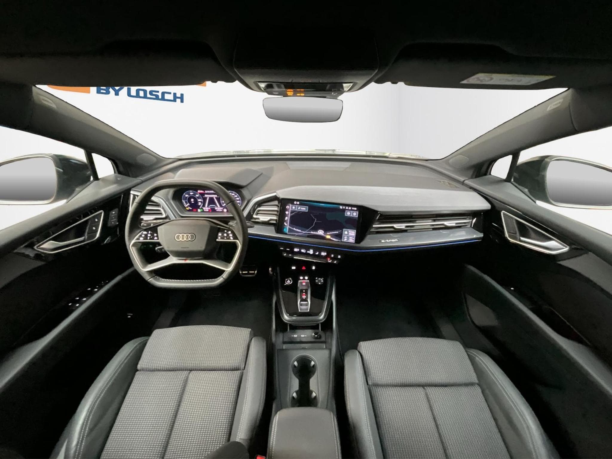 Audi Q4 e-tron Zertifikat+SB+S-Line+45e-tron+Quattro+P.Premium+P.Confort-Pl (2025) - Photo 3