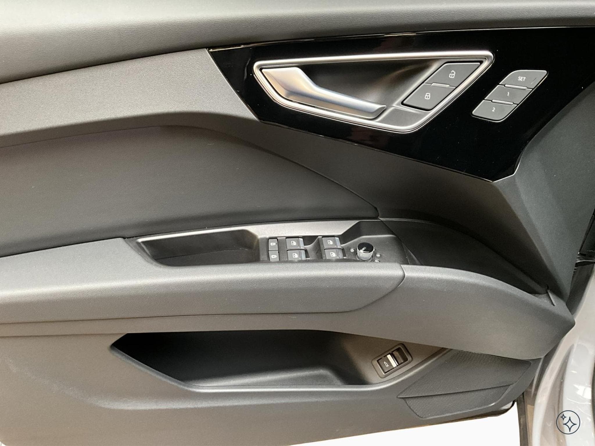 Audi Q4 e-tron Zertifikat+SB+S-Line+45e-tron+Quattro+P.Premium+P.Confort-Pl (2025) - Photo 10