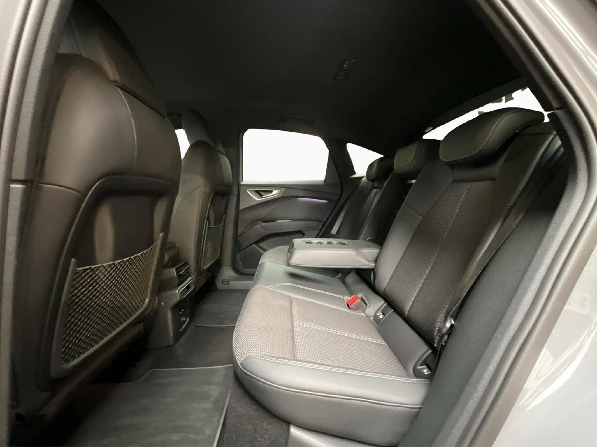 Audi Q4 e-tron Zertifikat+SB+S-Line+45e-tron+Quattro+P.Premium+P.Confort-Pl (2025) - Photo 20