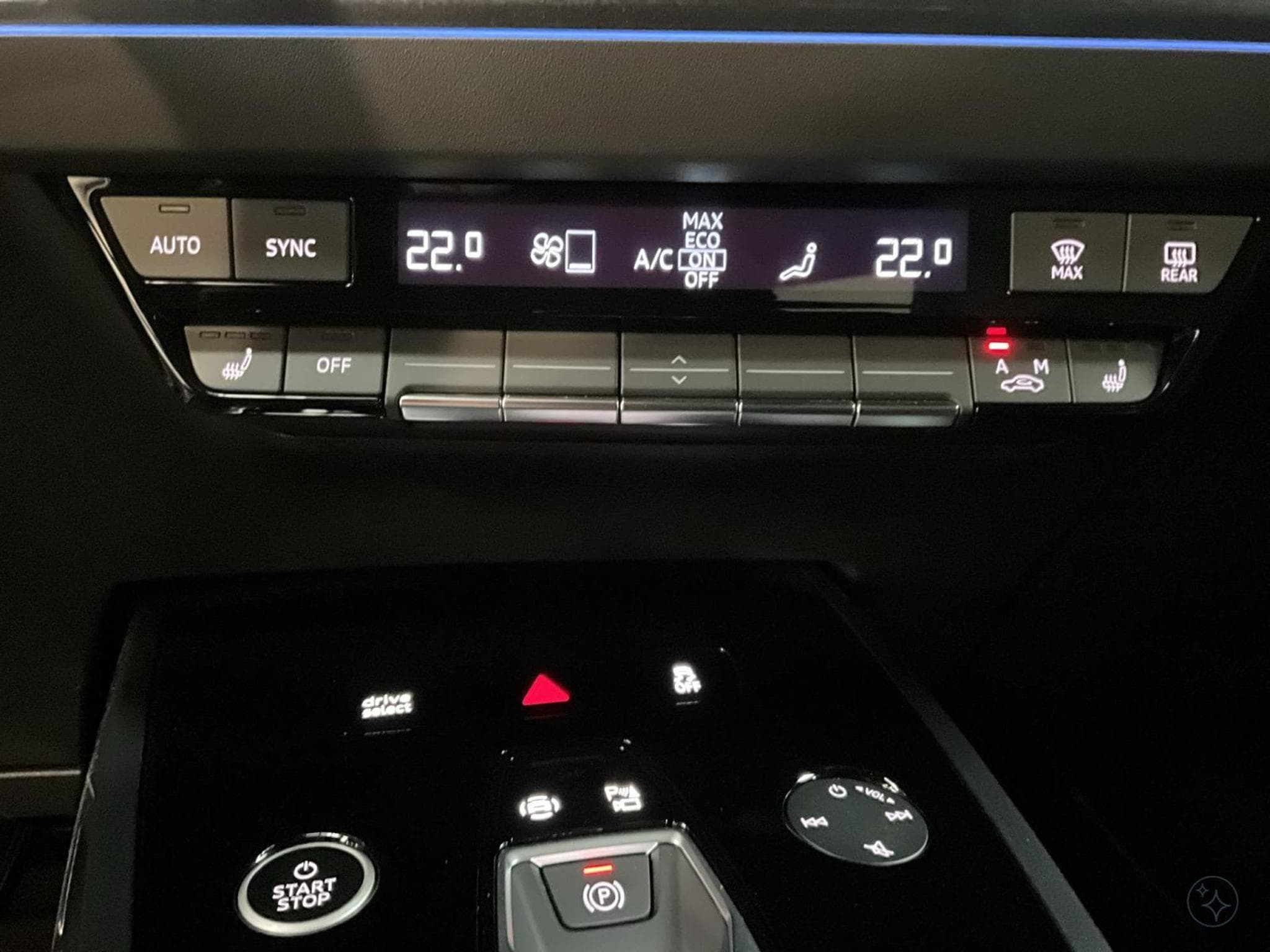 Audi Q4 e-tron Zertifikat+SB+S-Line+45e-tron+Quattro+P.Premium+P.Confort-Pl (2025) - Photo 17
